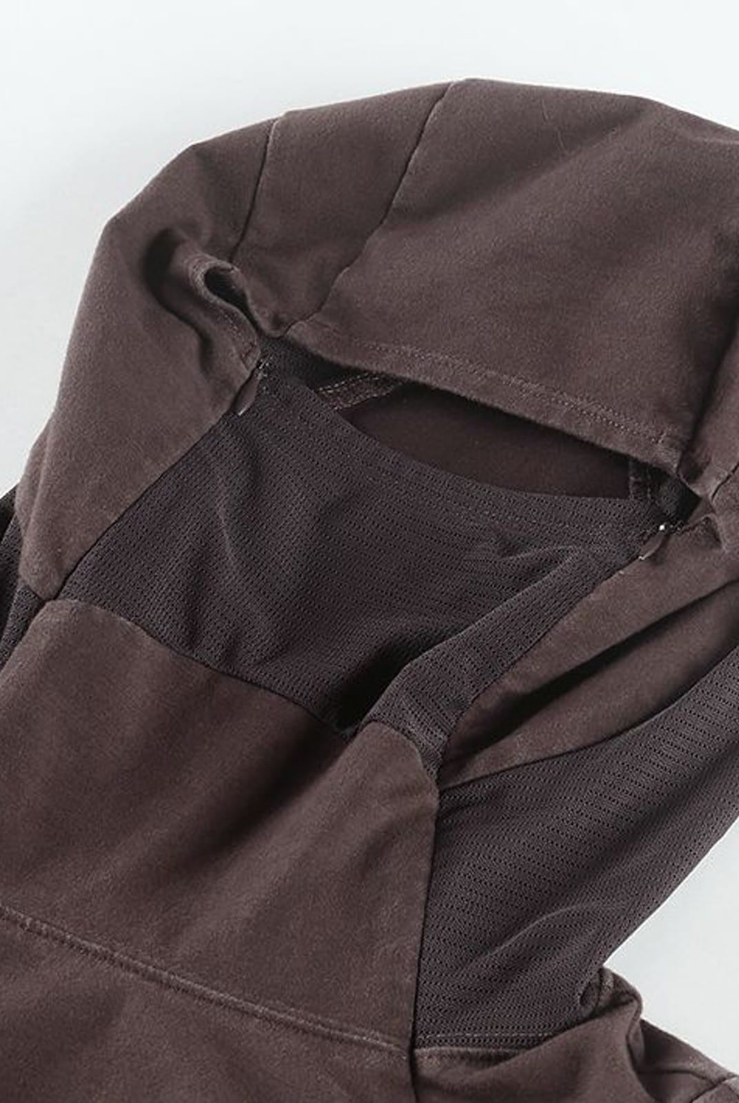 D5ove Hooded Shoulder Pad Pullover in Brown - Detail