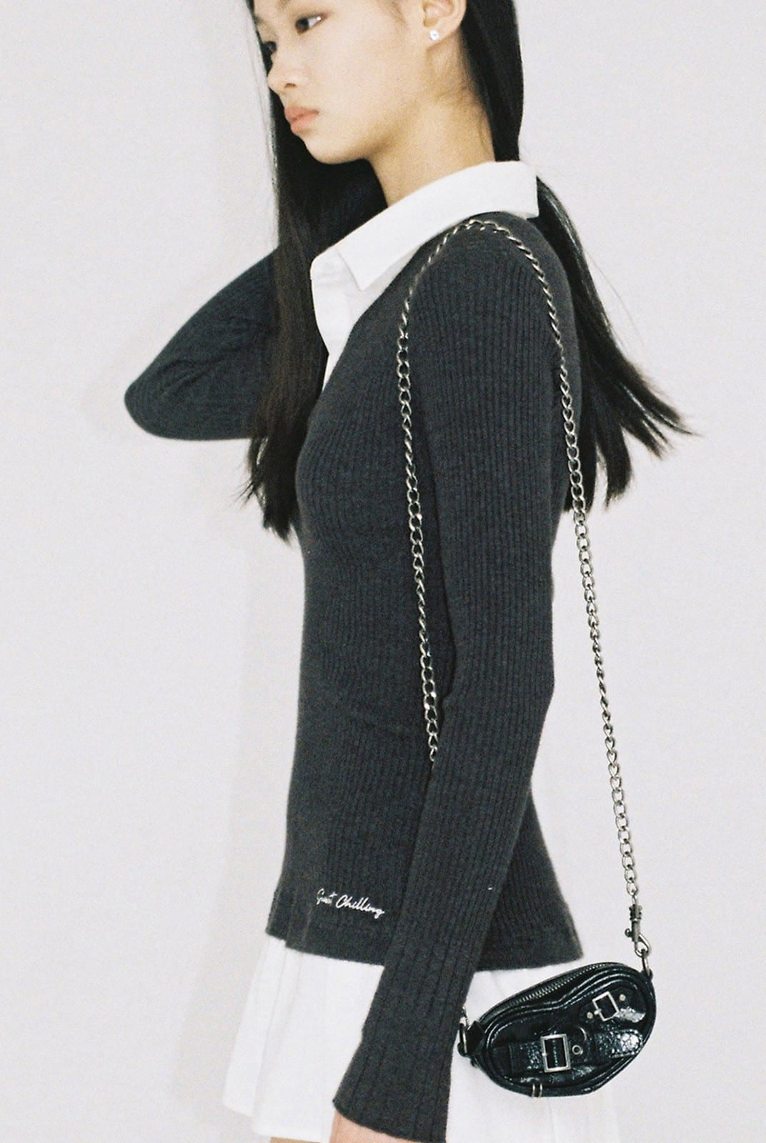SweetChilling Leather Heart Buckle Chain Bag in Black - On Female Model