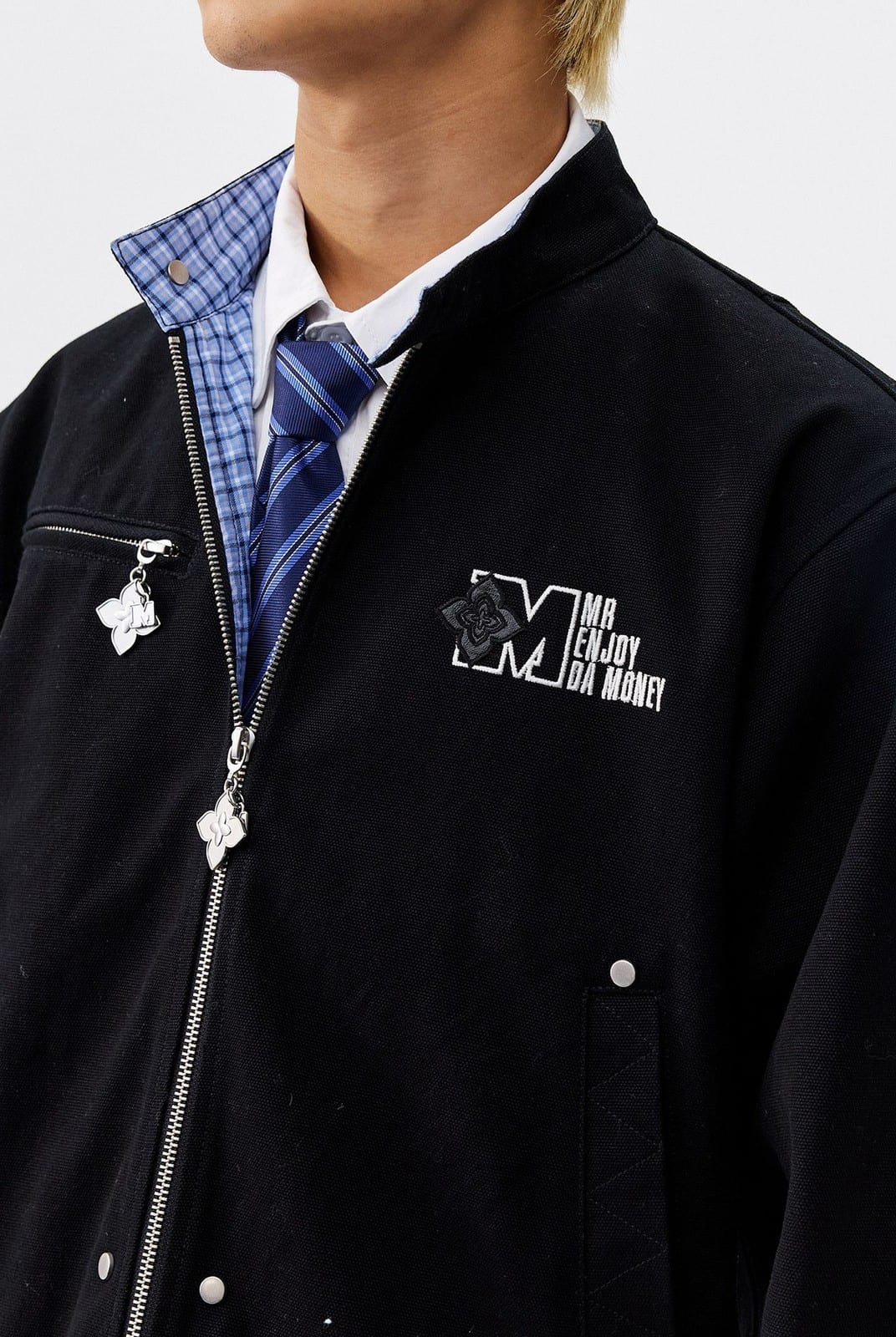 MEDM Plaid Collar Cotton Zip Up Jacket in Black - On Male Model