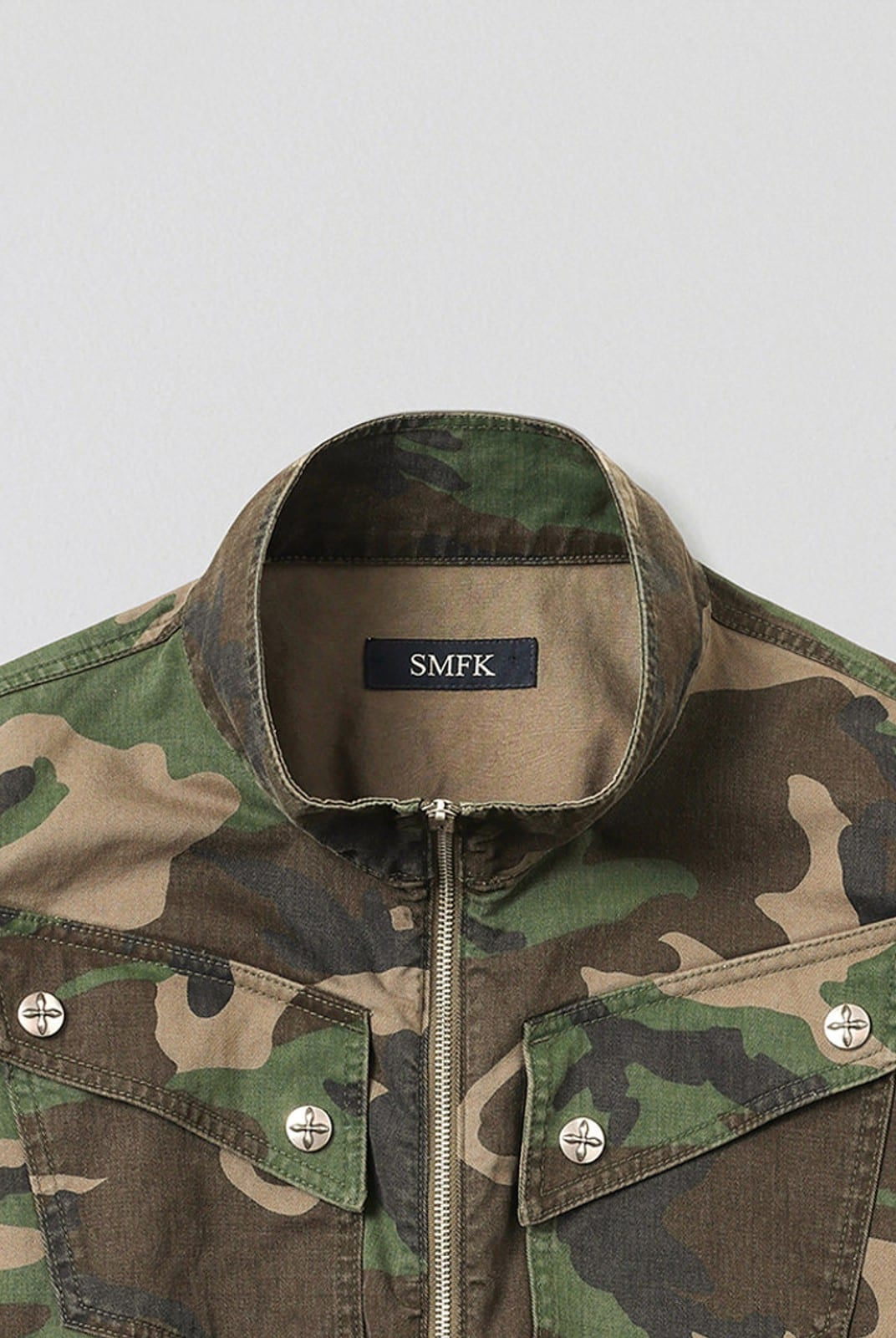 SMFK Camouflage Zip Up Cropped Jacket in Green - Detail