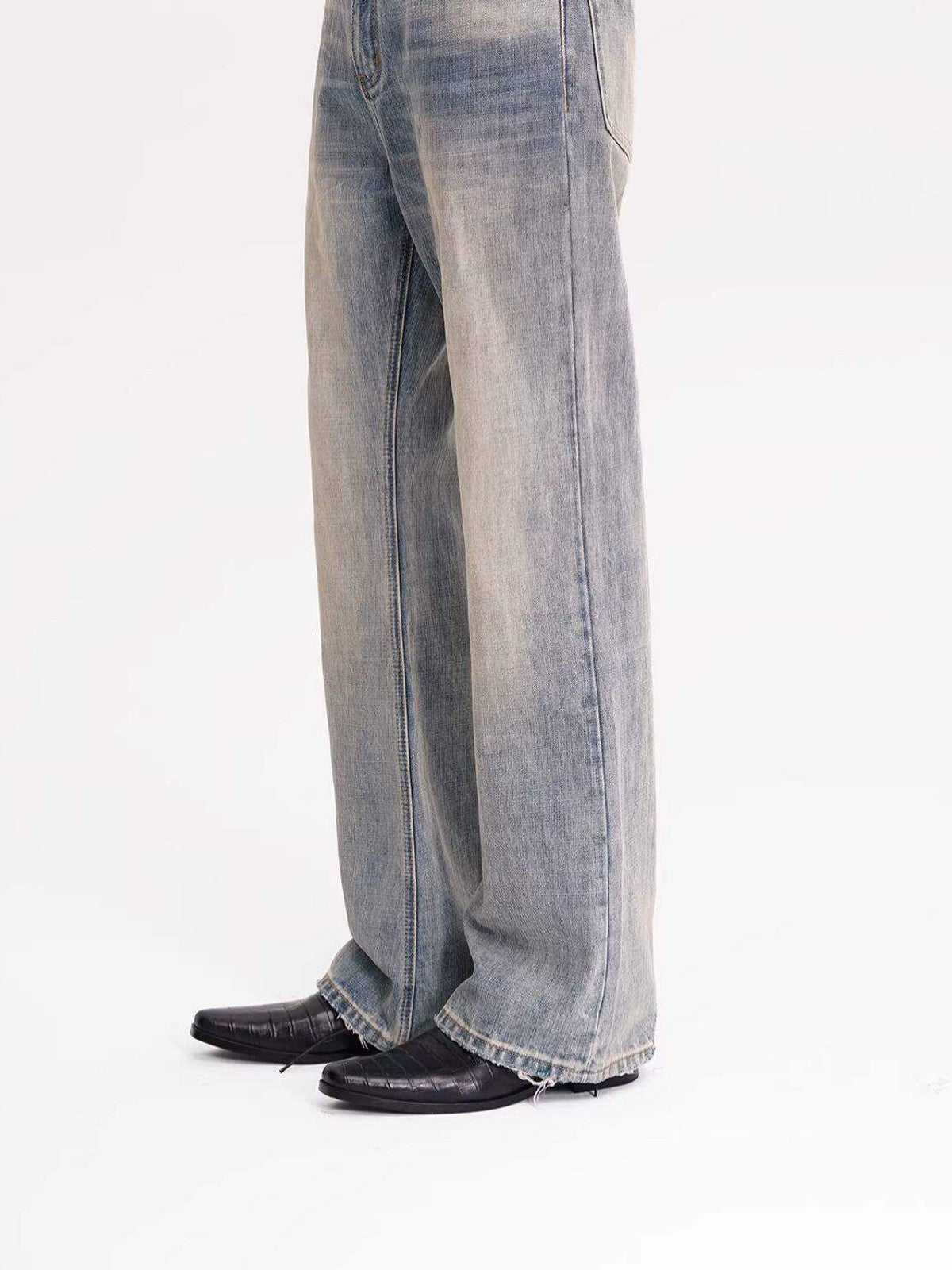 MASONPRINCE Faded Slub Flared Jeans in Denim - On Model