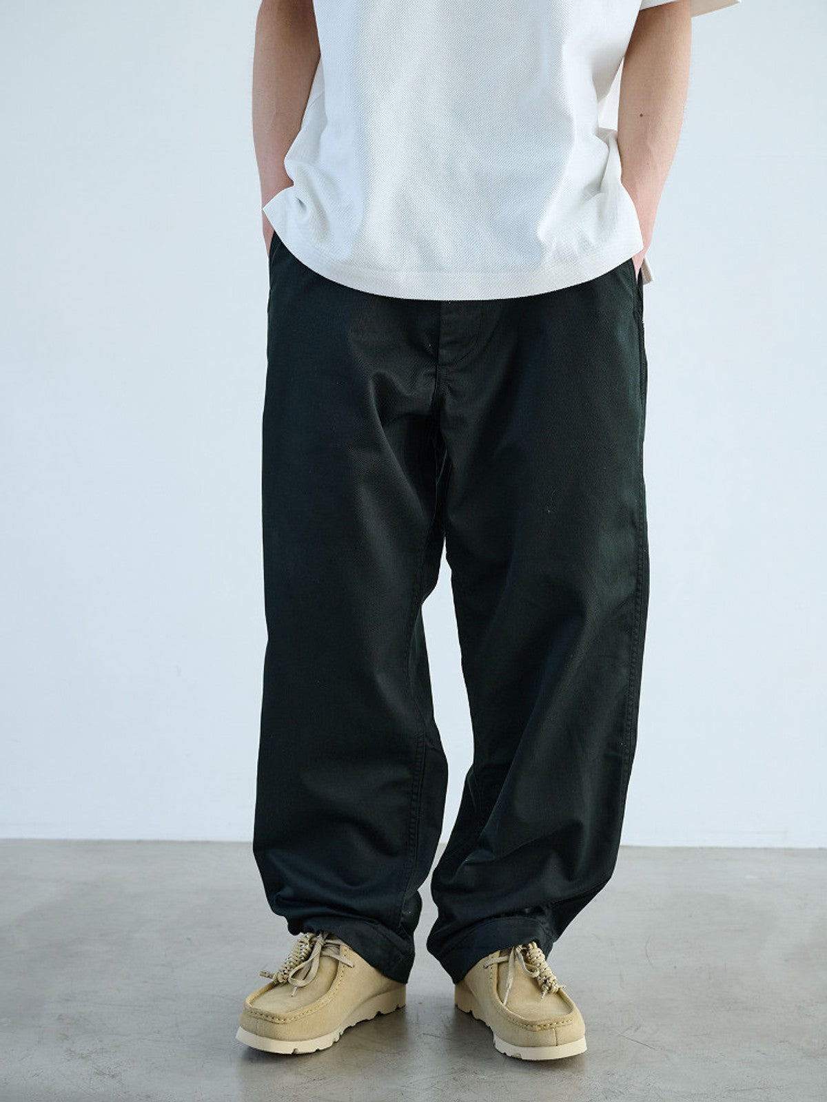 SOD Belted Cotton Nylon Tapered Pants in Black - On Model