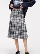 BEERBRO Star Stud Plaid Pleated Midi Skirt in Gray - On Model
