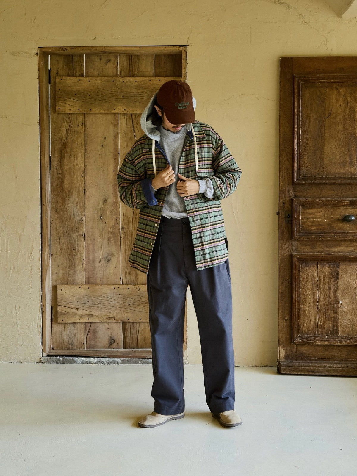 USAGE Detachable Hood Cotton Plaid Shirt in Green - On Male Model