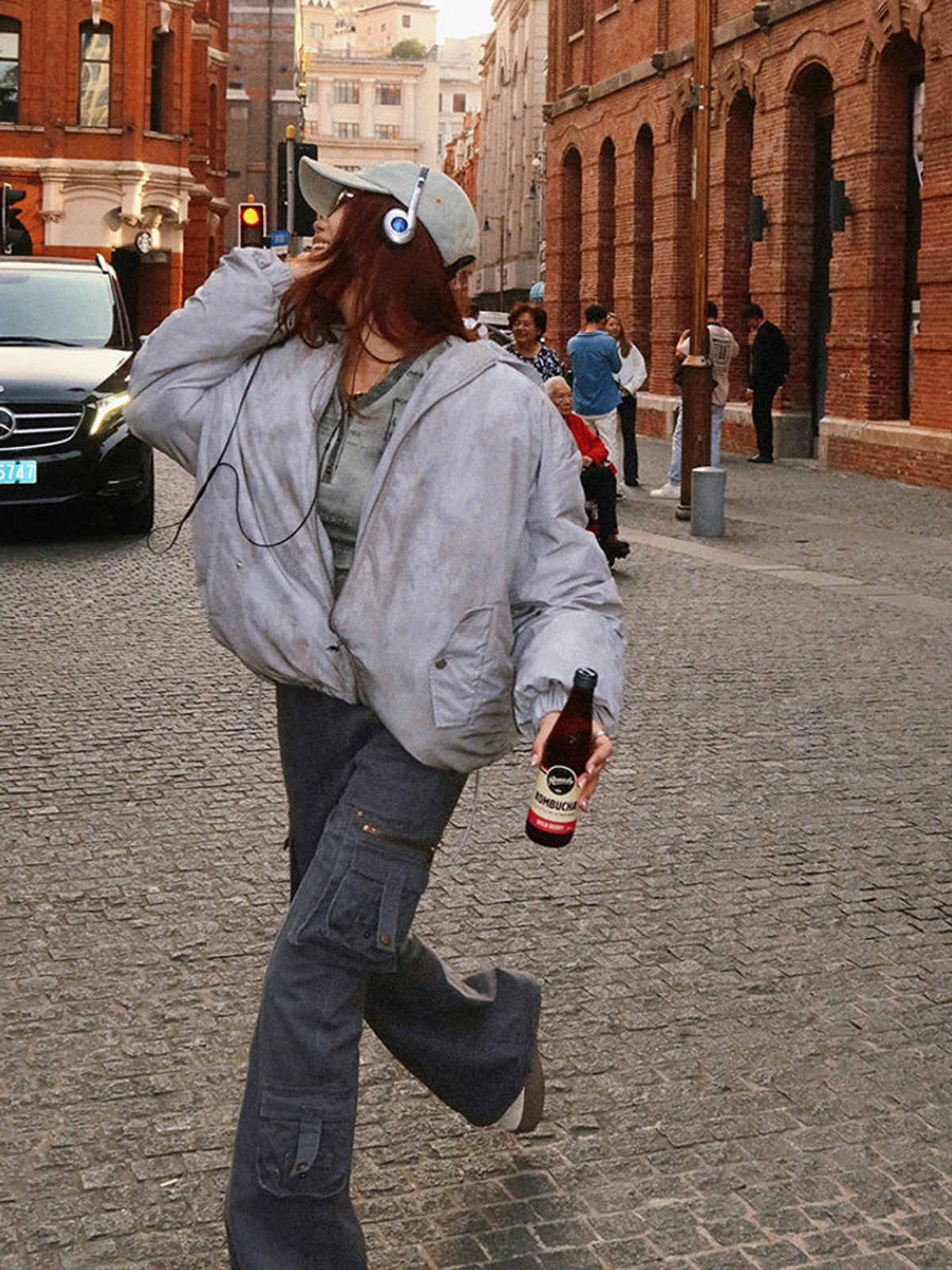 BEERBRO Washed Cotton Ruched Puffer in Gray - On Female Model