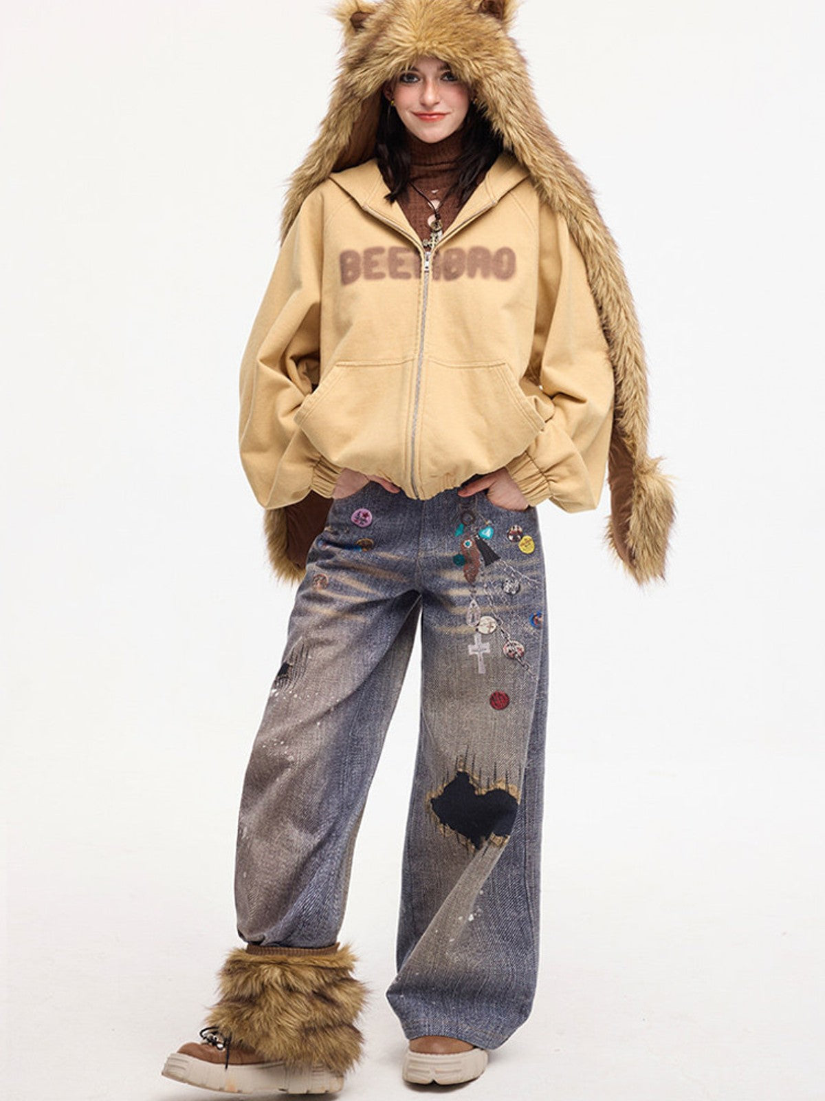 BEERBRO Washed Fleece Zip Up Hoodie in Khaki - On Female Model