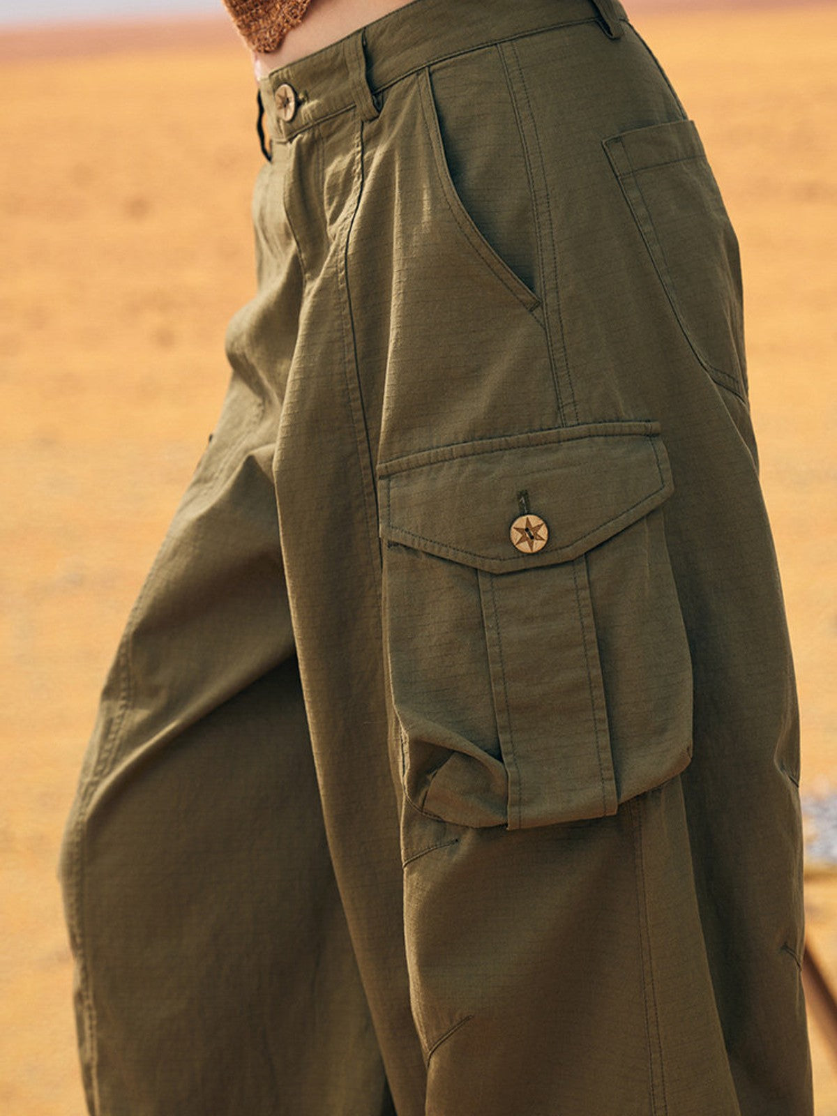BEERBRO Washed Cotton Safari Cargo Pants in Olive - On Female Model