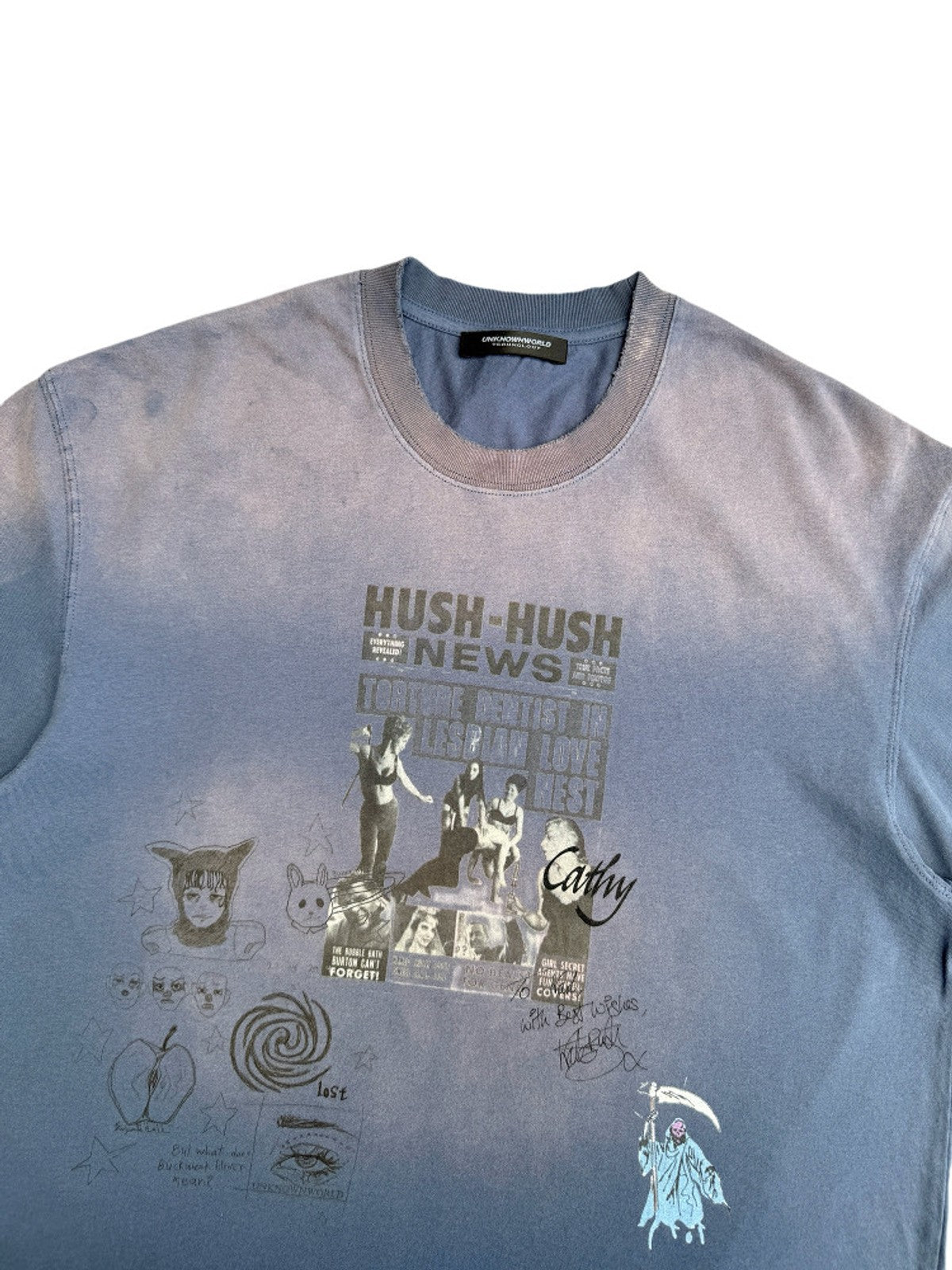 UNKNOWNWORLD Sun Faded Distressed Graphic T Shirt in Navy - Detail