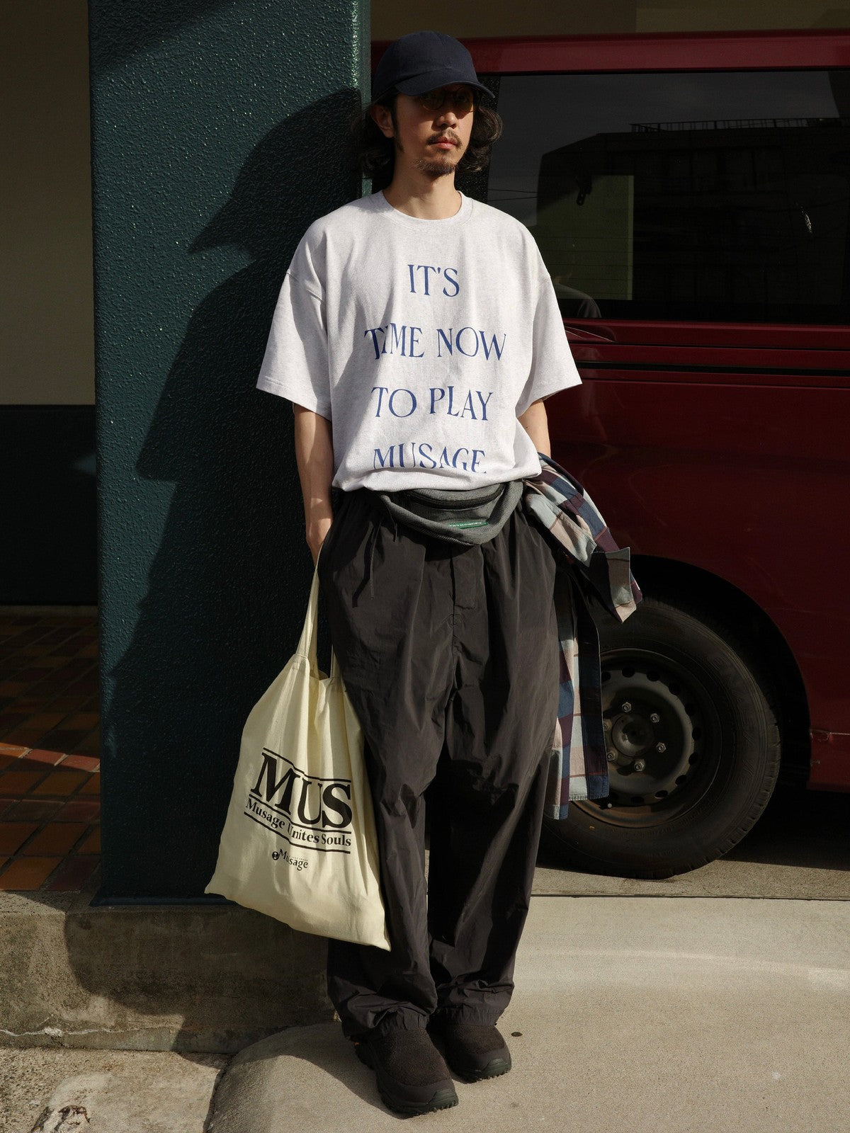 USAGE Heavyweight Graphic Cotton T Shirt in Heather Gray - On Male Model