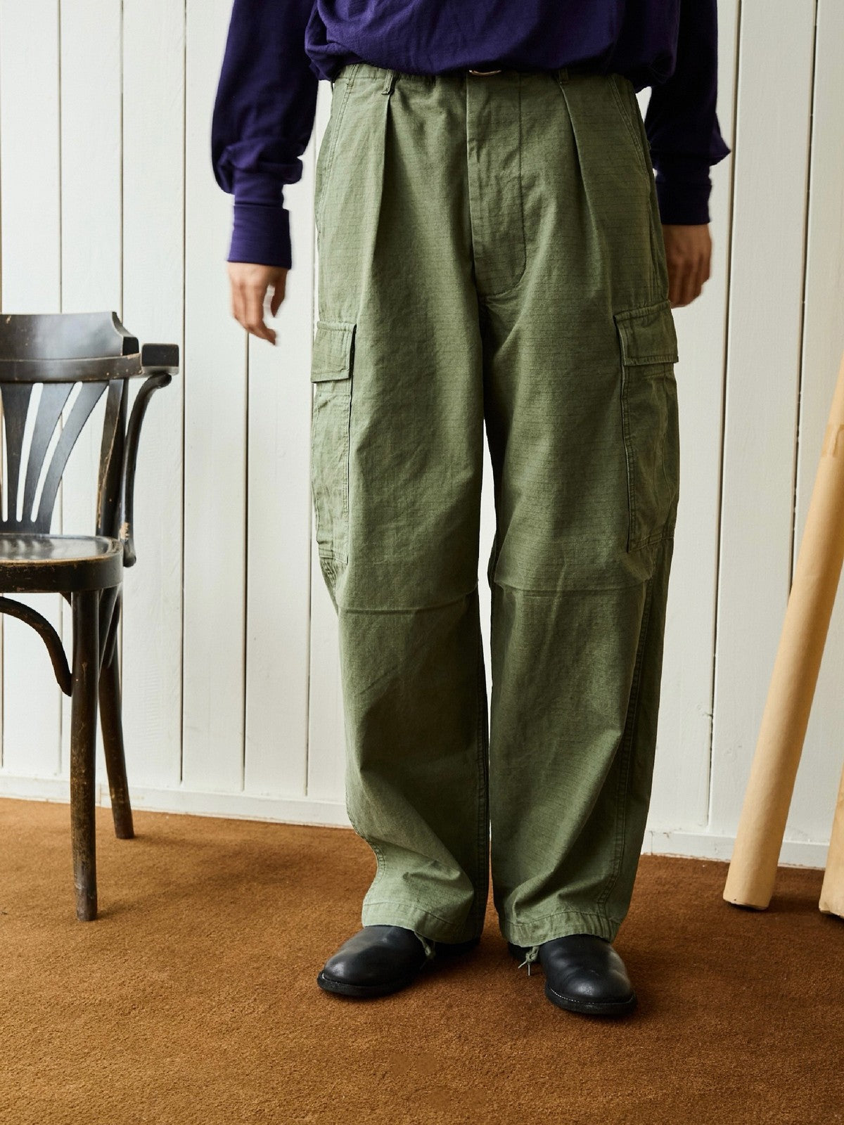 USAGE Heavyweight Ripstop M51 Cargo Pants in Olive - On Model