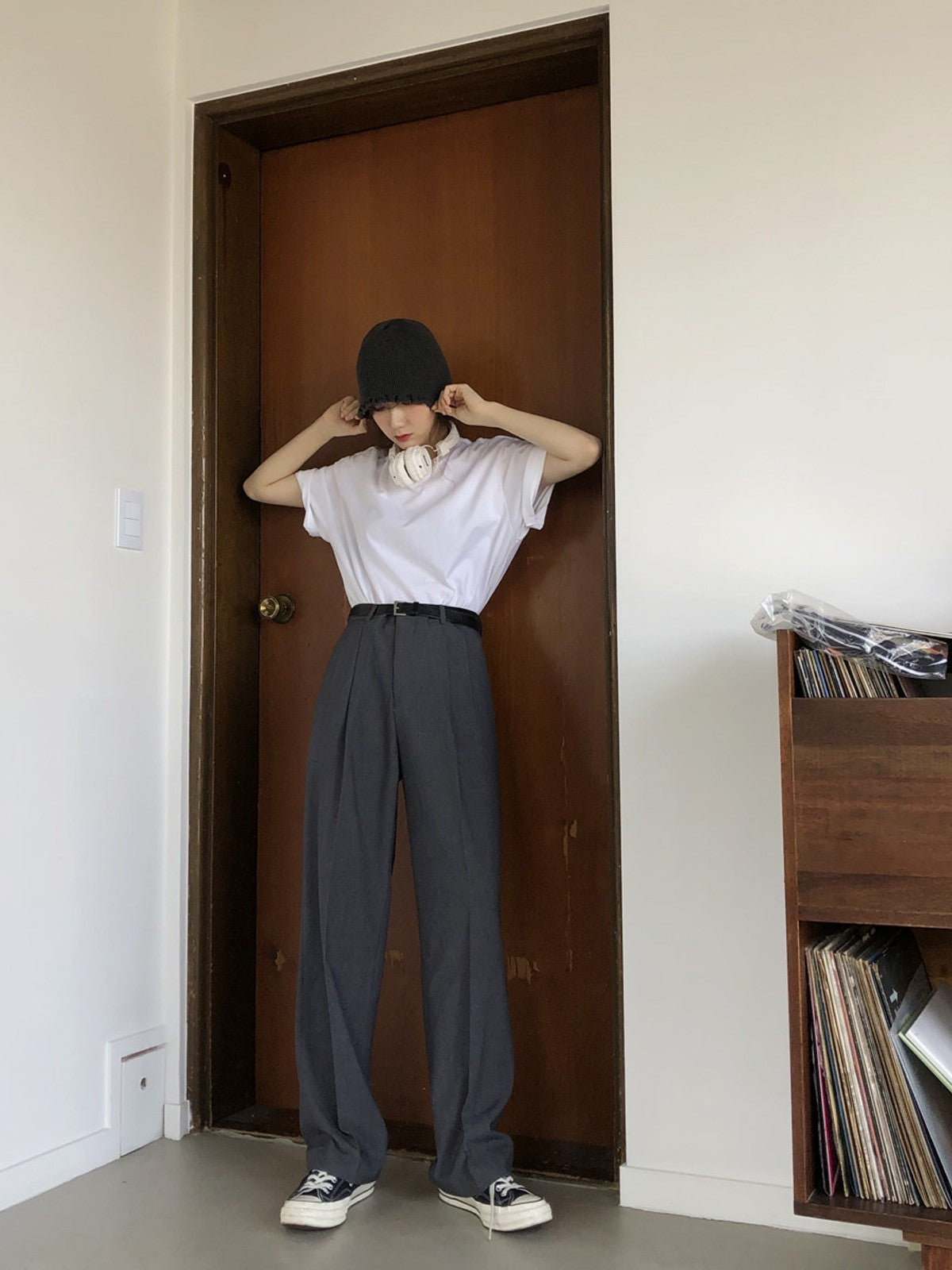 MASONPRINCE Pleated Wide Leg Trousers in Gray - On Female Model