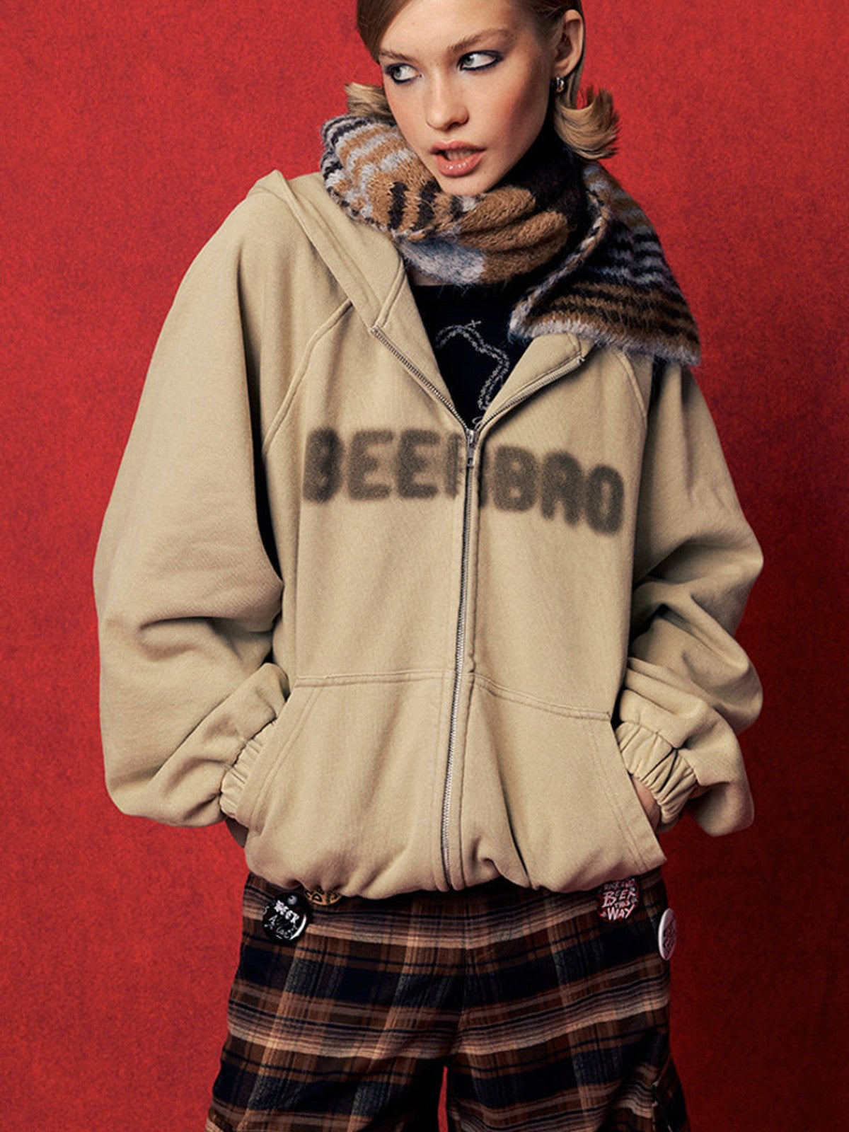 BEERBRO Washed Fleece Zip Up Hoodie in Beige - On Female Model