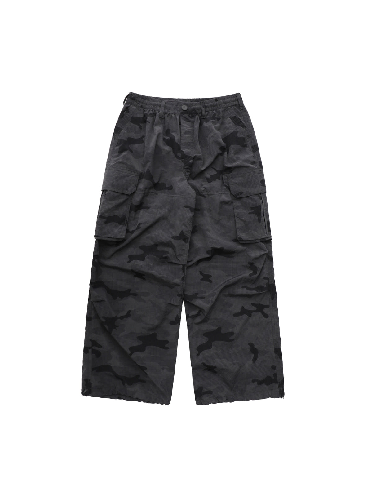 MASONPRINCE Camo Nylon Cargo Parachute Pants in Gray