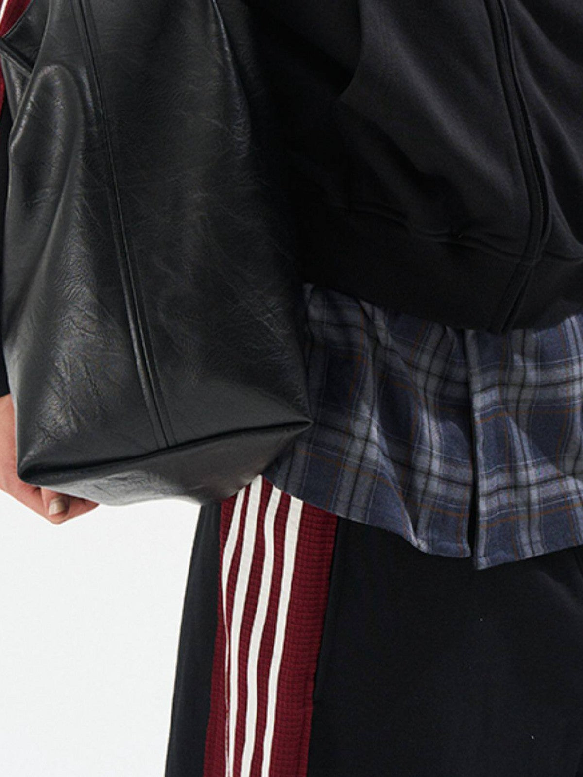 BLINDNOPLAN Contrast Tape Zip Up Hoodie in Black - On Model