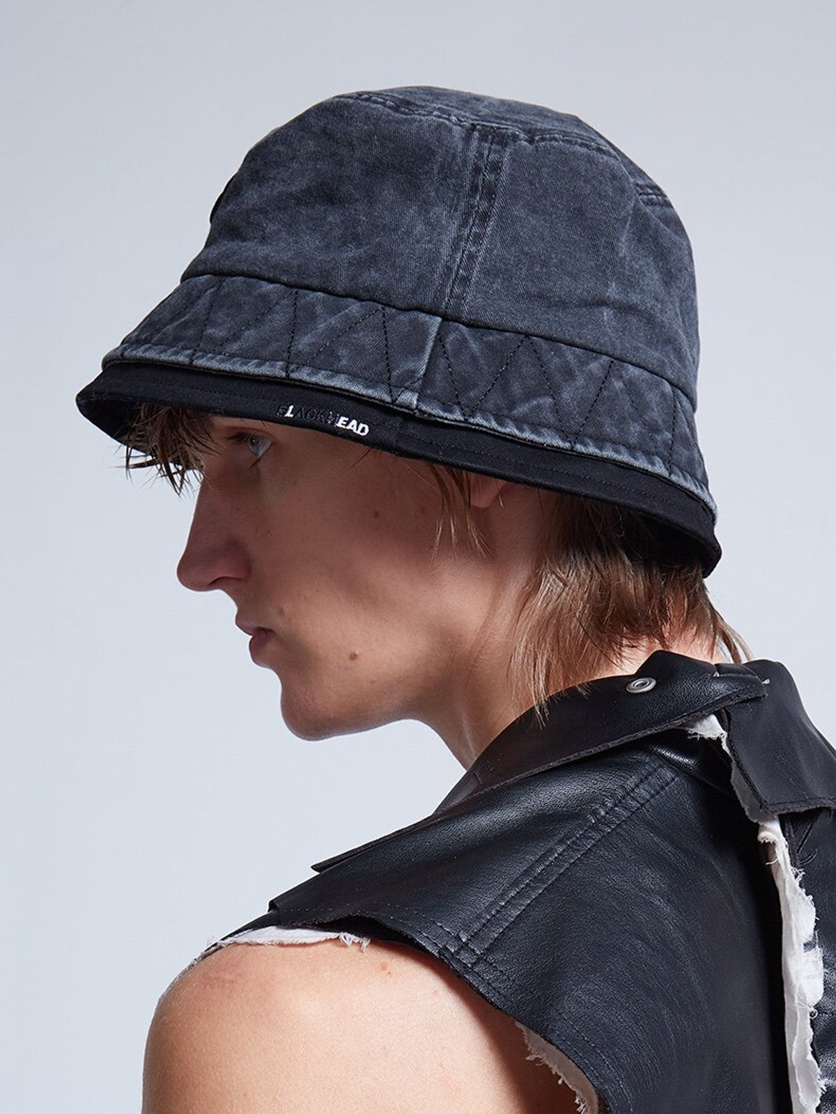 BLACKHEAD Washed Cotton Double Brim Bucket Hat in Gray - On Male Model