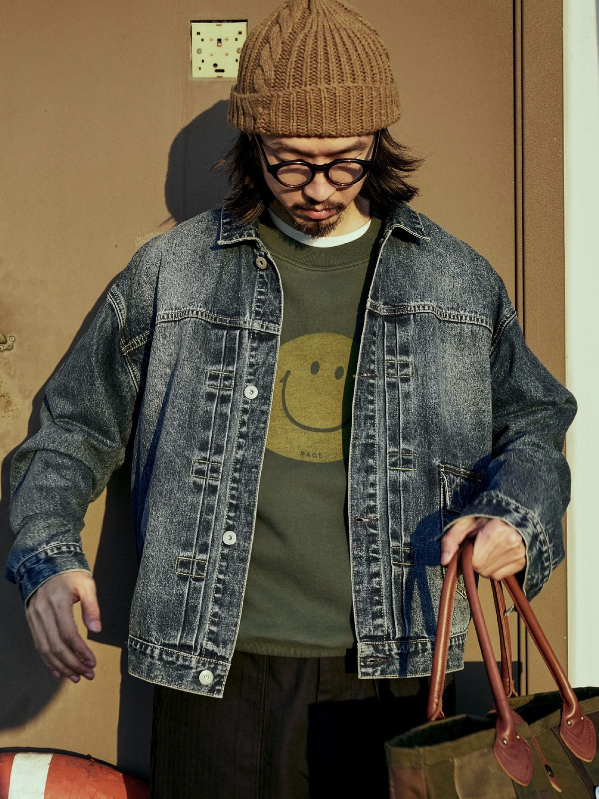 USAGE Washed Cotton Raglan Smiley Sweatshirt in Mint - On Male Model