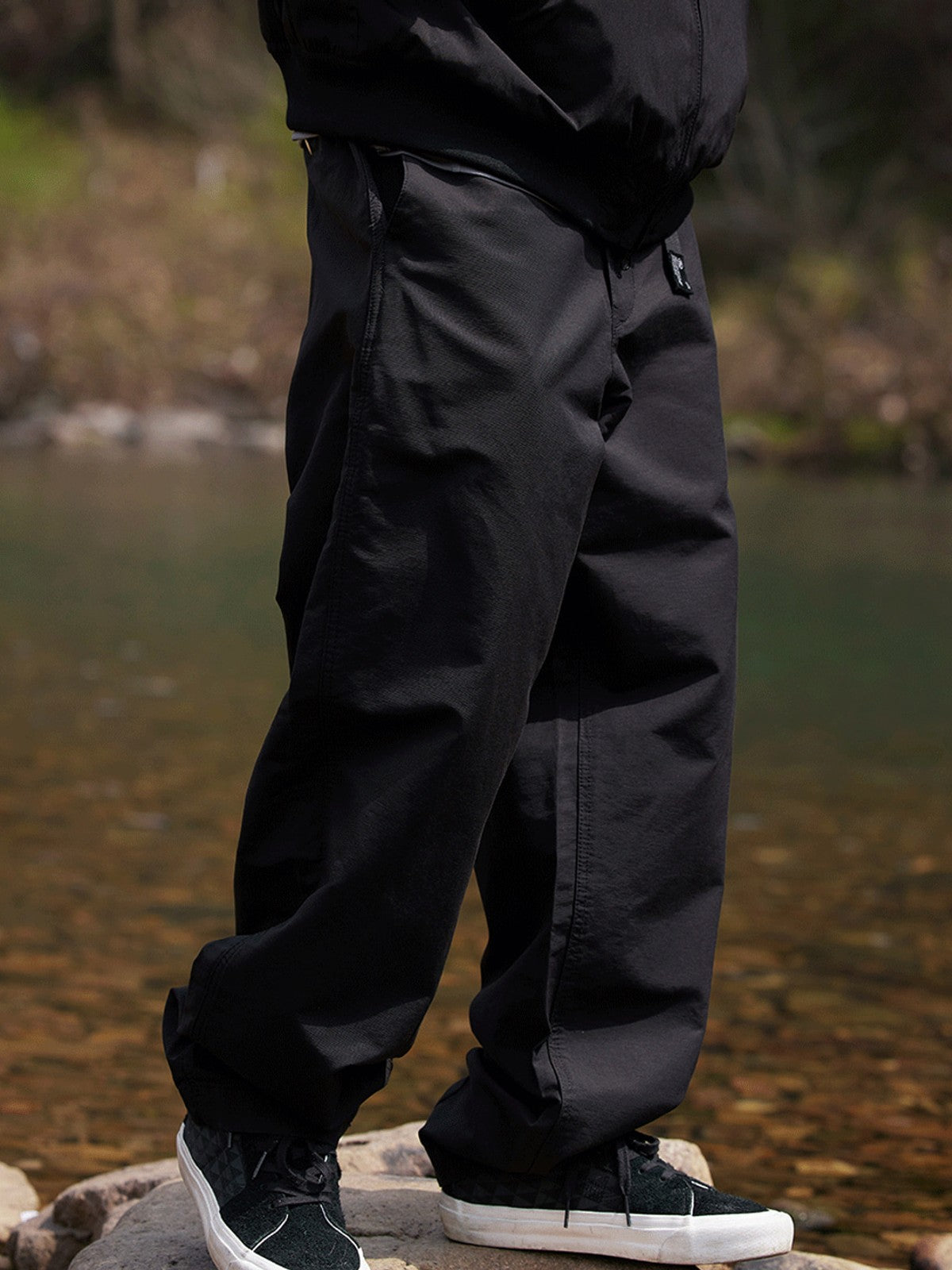 SOD Belted Cotton Nylon Tapered Pants in Black - On Model