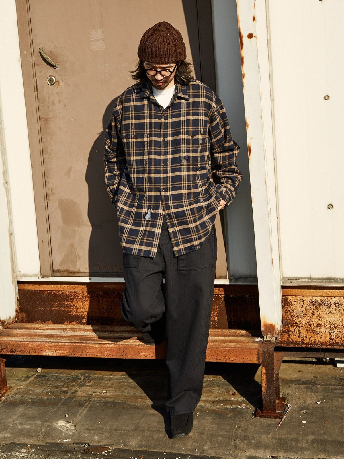 USAGE Heavyweight Herringbone Baker Pants in Navy Blue - On Male Model