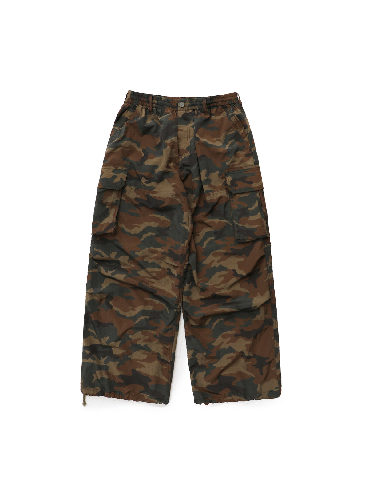 MASONPRINCE Camo Nylon Cargo Parachute Pants in Brown