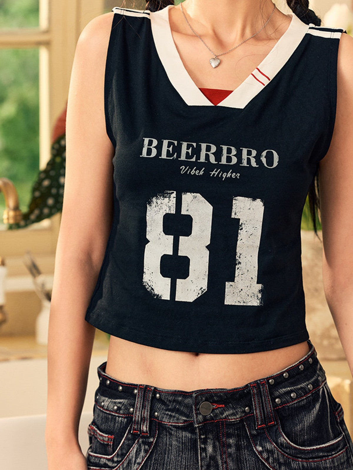 BEERBRO Graphic V Neck Cropped Tank in Black - On Female Model
