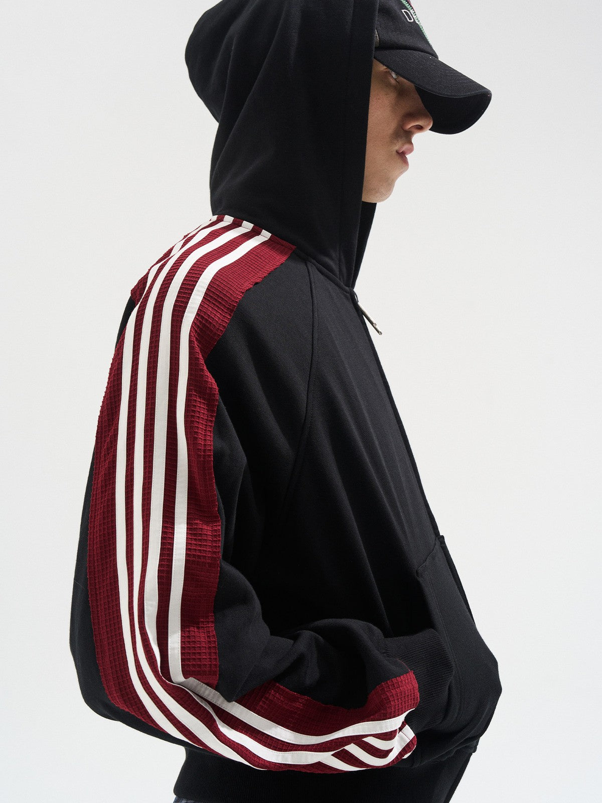 BLINDNOPLAN Contrast Tape Zip Up Hoodie in Black - On Male Model