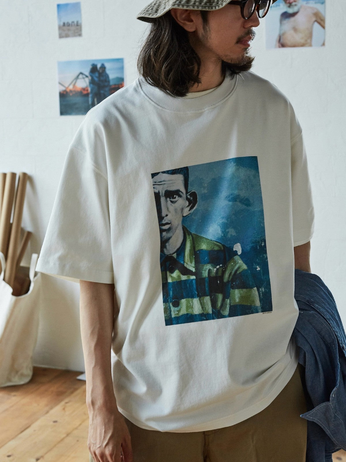 USAGE Air Spun Cotton Graphic T Shirt in White - On Male Model