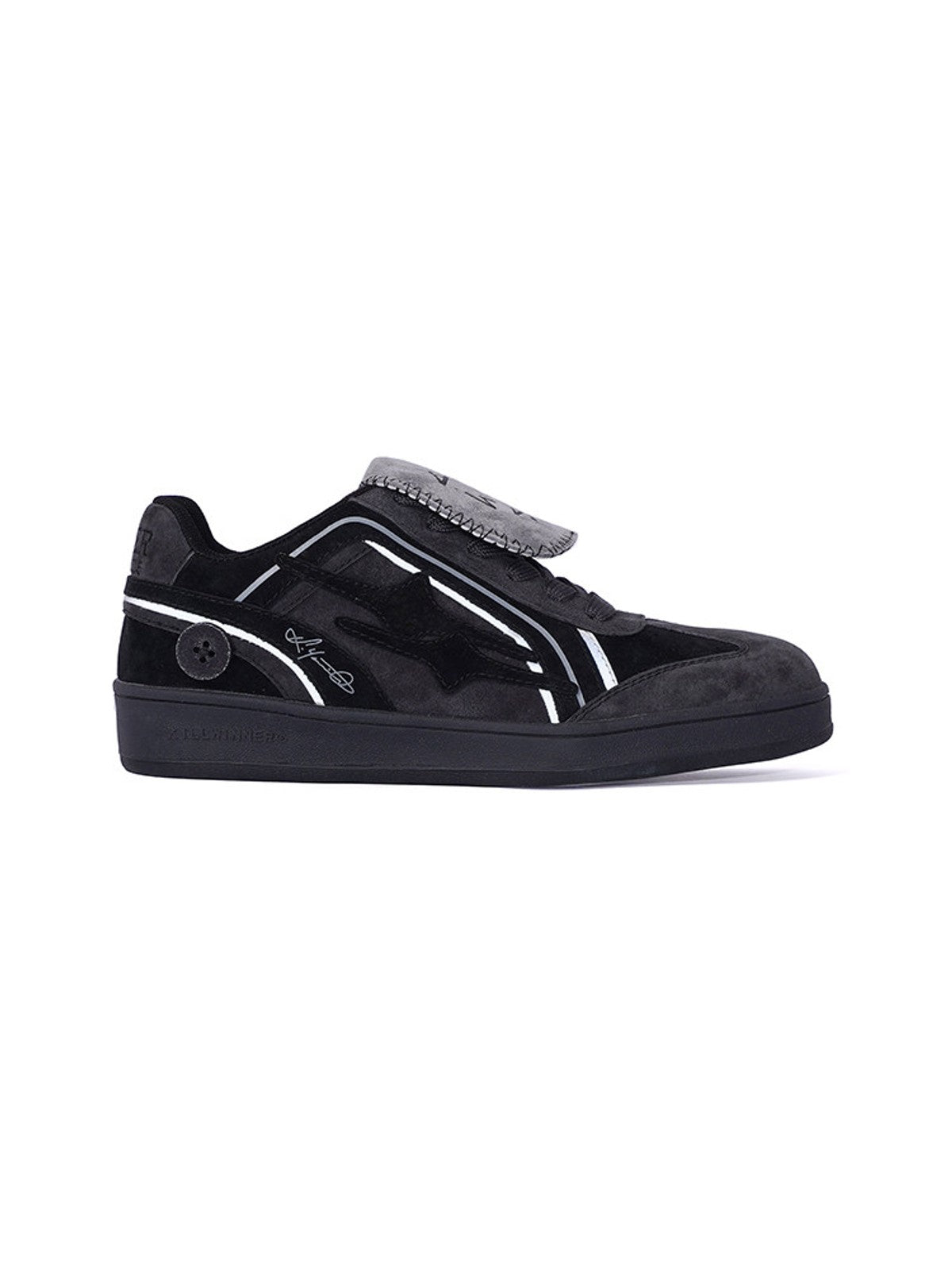 KILLWINNER Suede Panelled Low Top Sneakers in Black