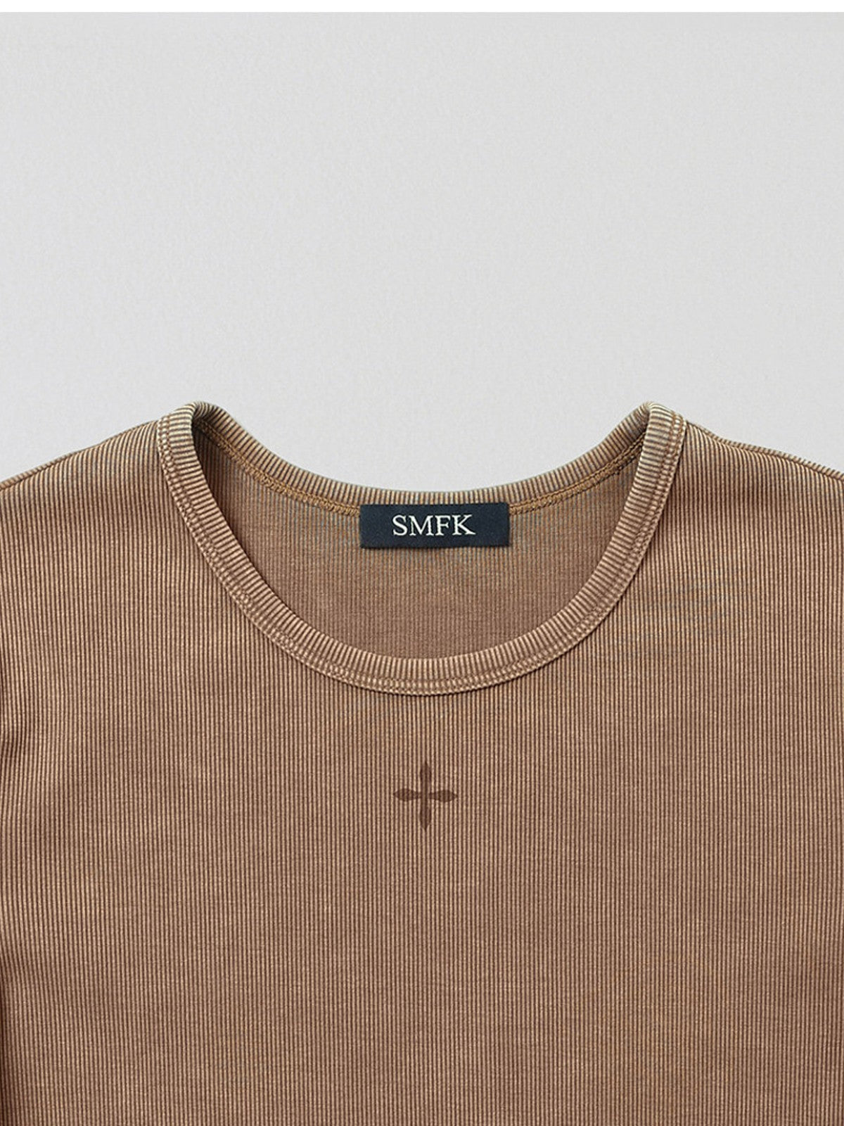 SMFK Silk Blend Short Sleeve Crop Top in Brown - Detail
