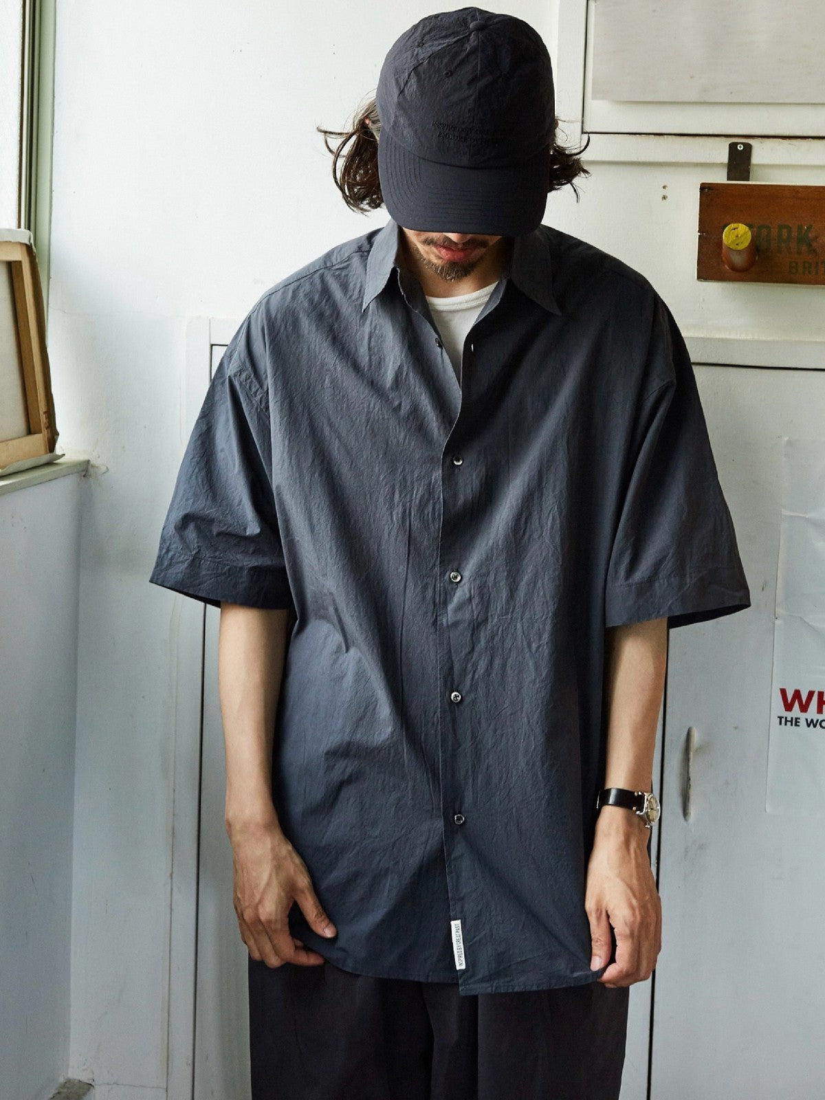 USAGE Cotton Crinkle Short Sleeve Shirt in Navy Blue - On Male Model