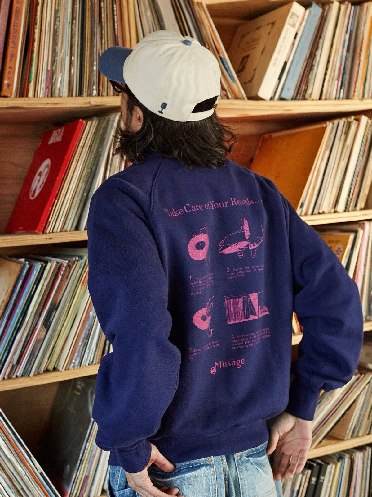 USAGE Heavyweight Raglan Graphic Sweatshirt in Navy Blue - On Model