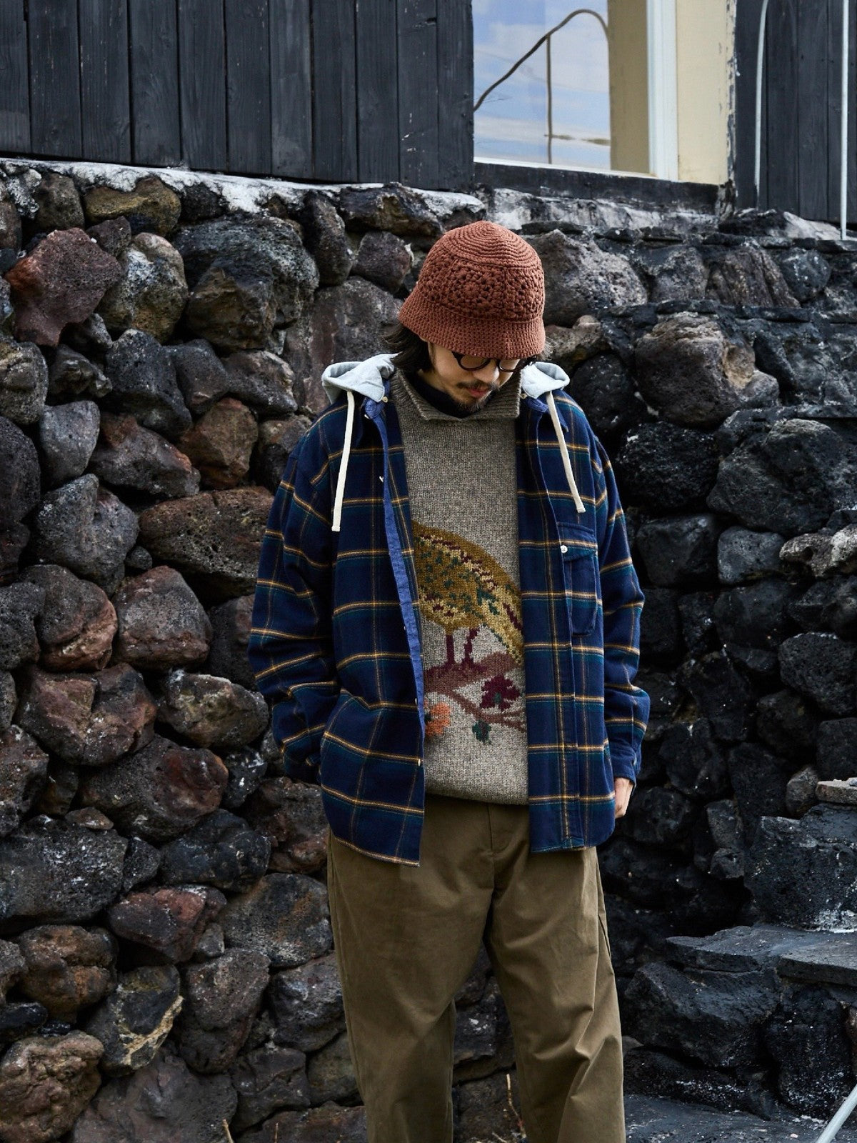 USAGE Detachable Hood Cotton Plaid Shirt in Navy Blue - On Male Model