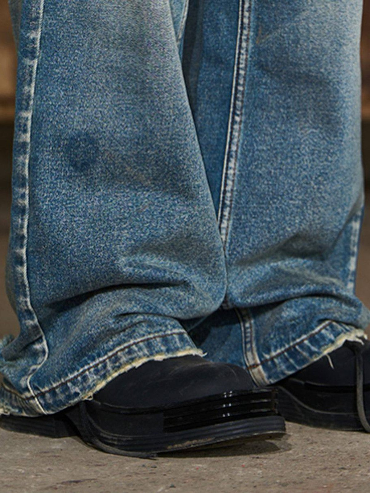 BLINDNOPLAN Distressed Washed Straight Jeans in Blue - On Model