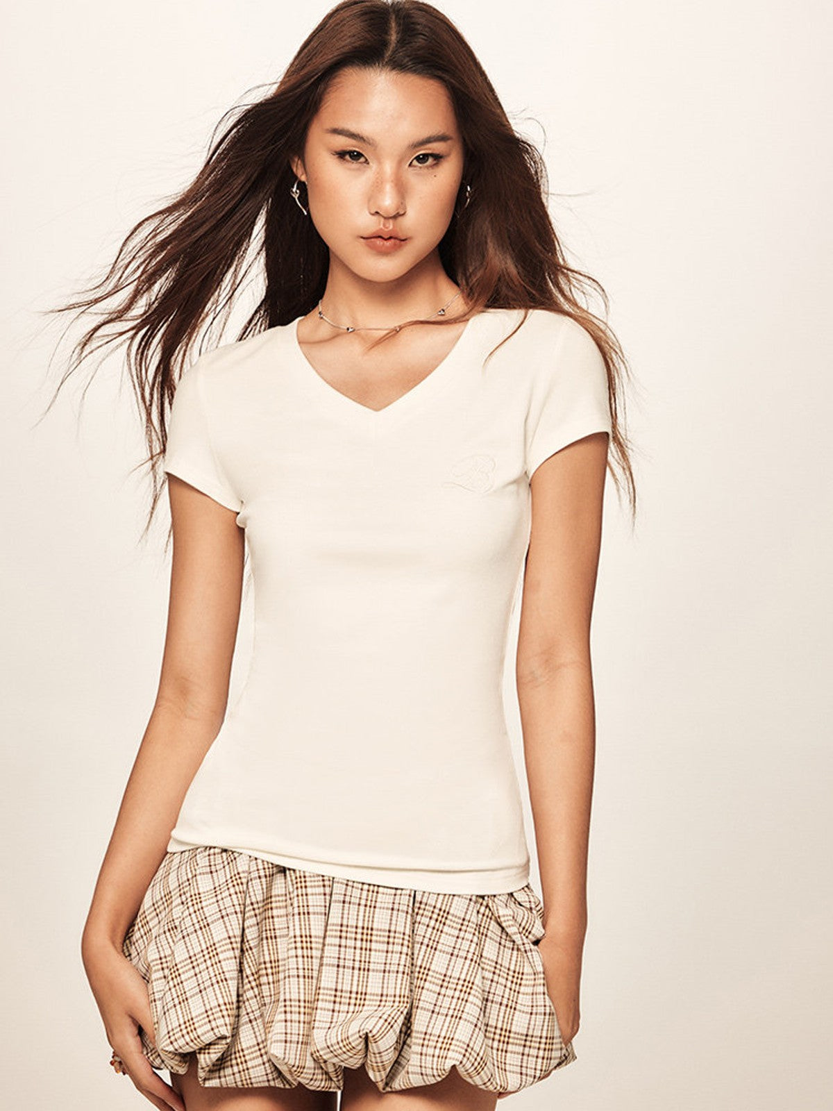 BEERBRO Slim Fit V Neck T Shirt in White - On Female Model