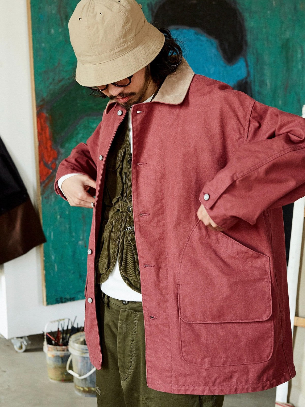 USAGE Heavyweight Canvas Hunting Jacket in Burgundy - On Male Model
