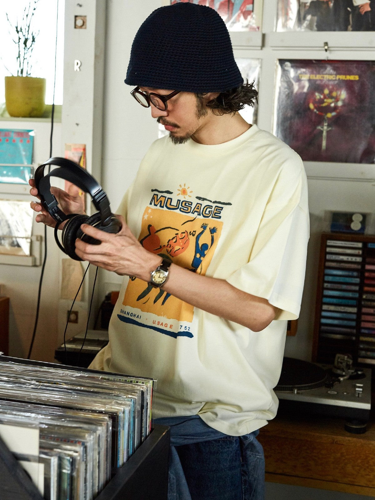 USAGE Heavyweight Graphic Cotton T Shirt in White - On Male Model