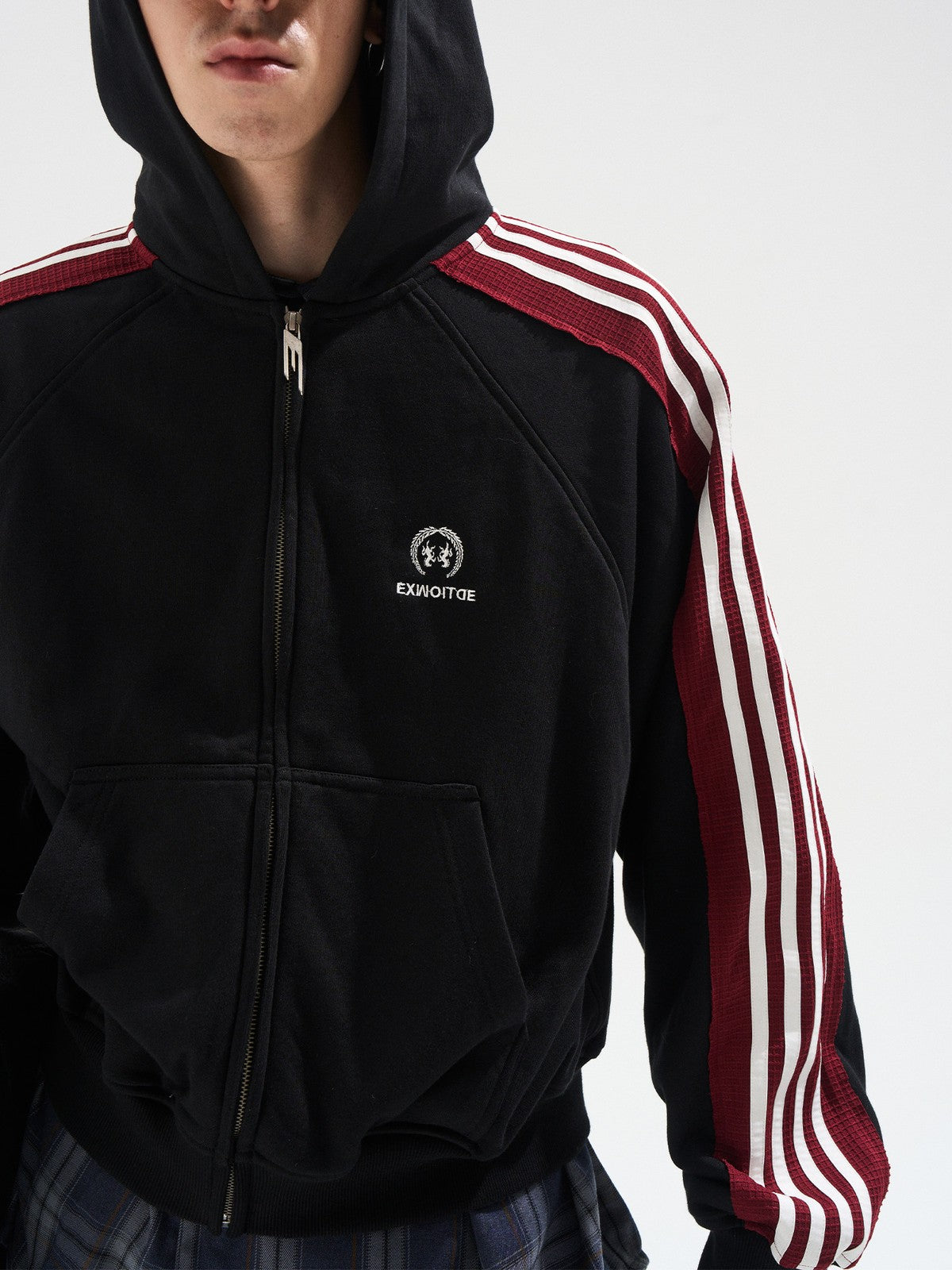 BLINDNOPLAN Contrast Tape Zip Up Hoodie in Black - On Male Model