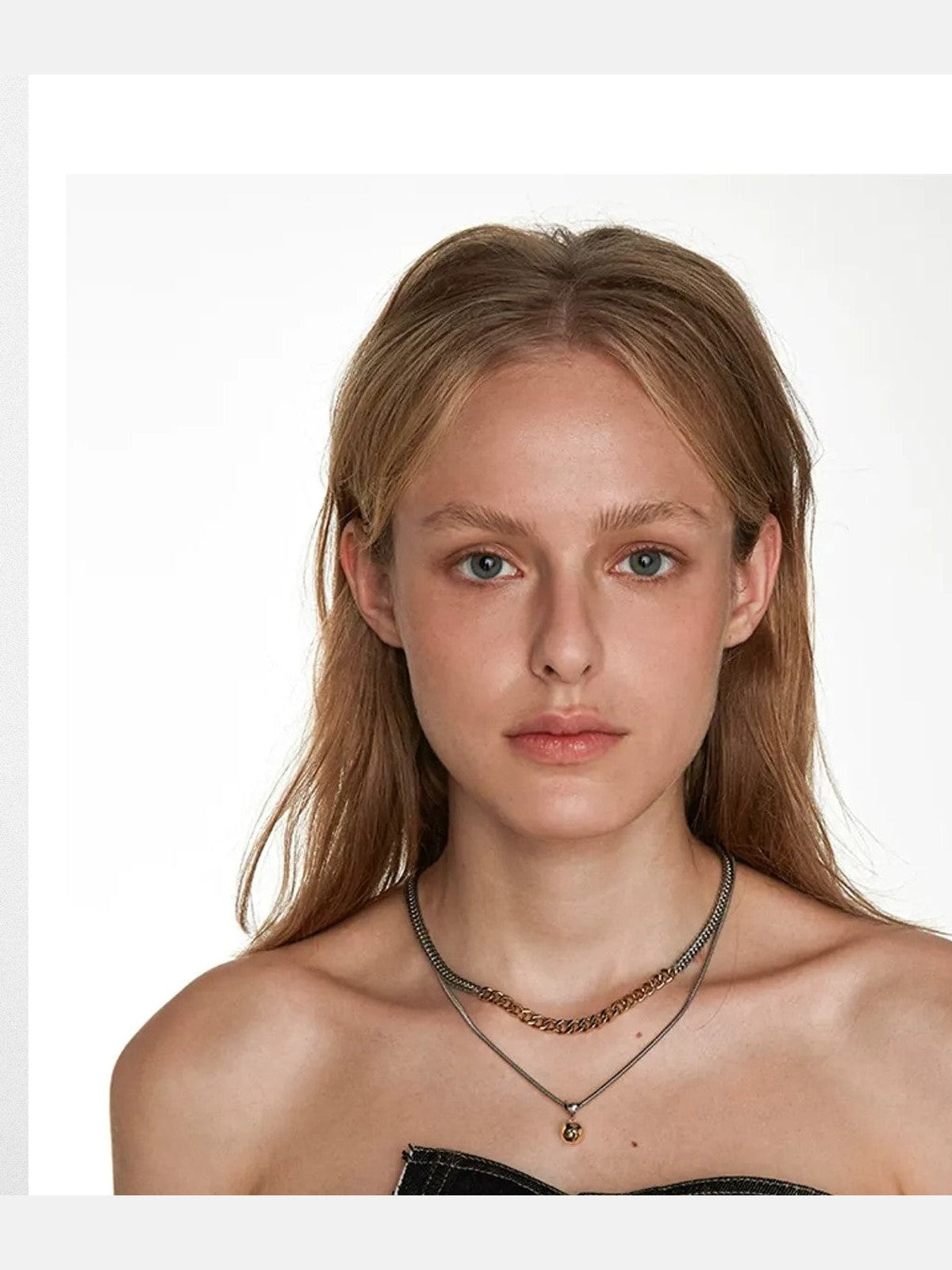 BLACKHEAD Two Tone Spliced Chain Necklace in Gray - On Female Model
