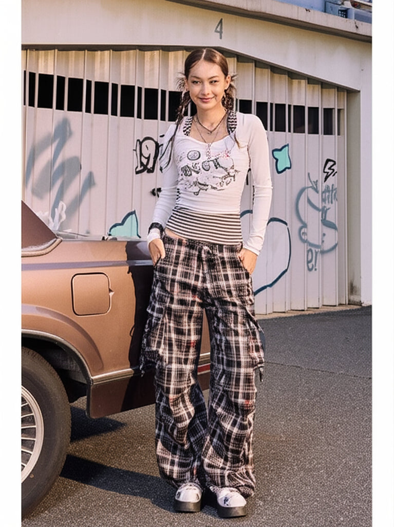 BEERBRO Graffiti Plaid Strap Cargo Pants in Sky Blue
