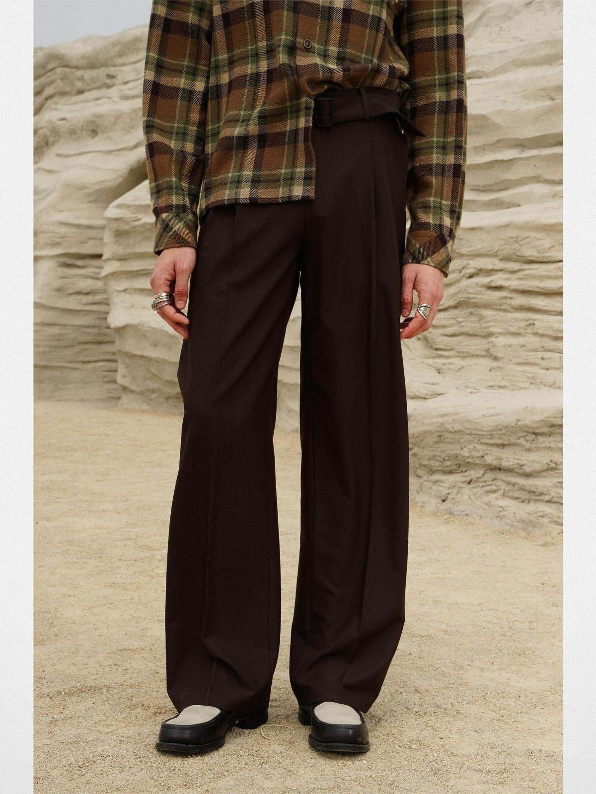 Retro 21 Pleated Straight Leg Trousers in Brown - On Male Model