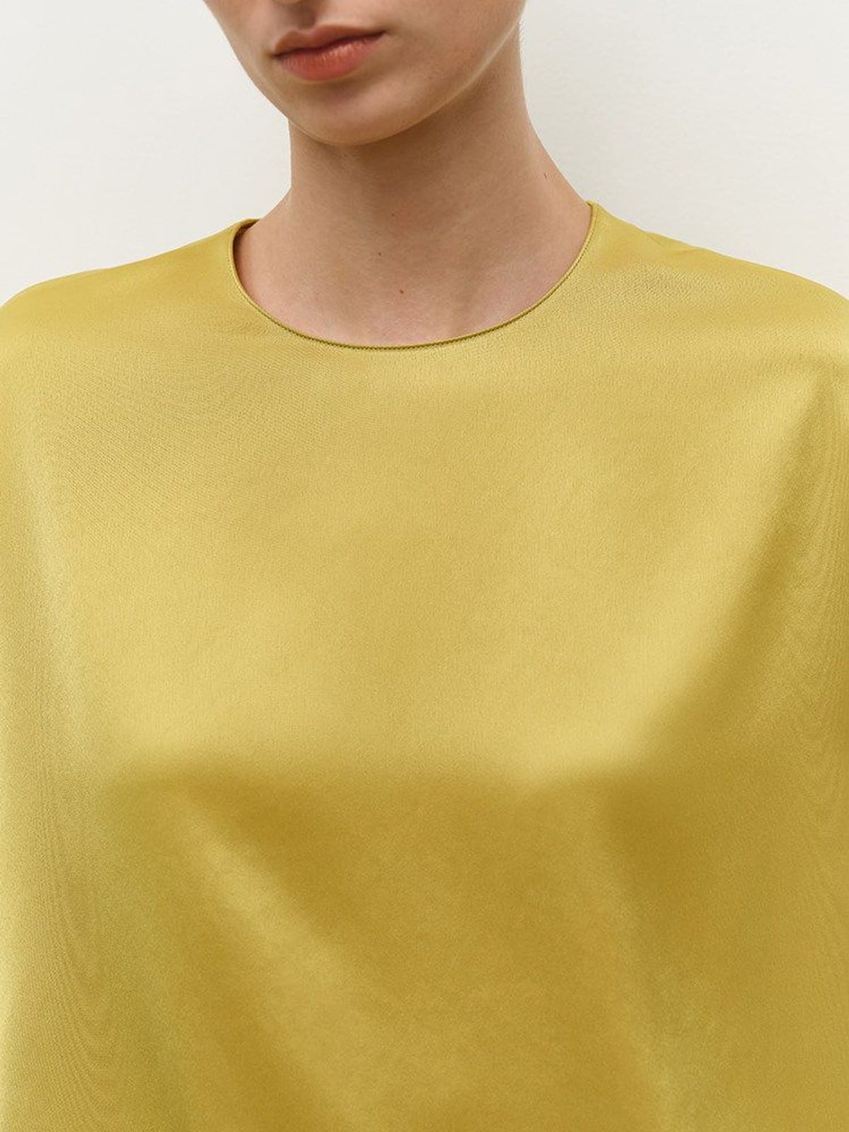 MSBEAST Oversized Acetate Satin T Shirt in Yellow - On Female Model