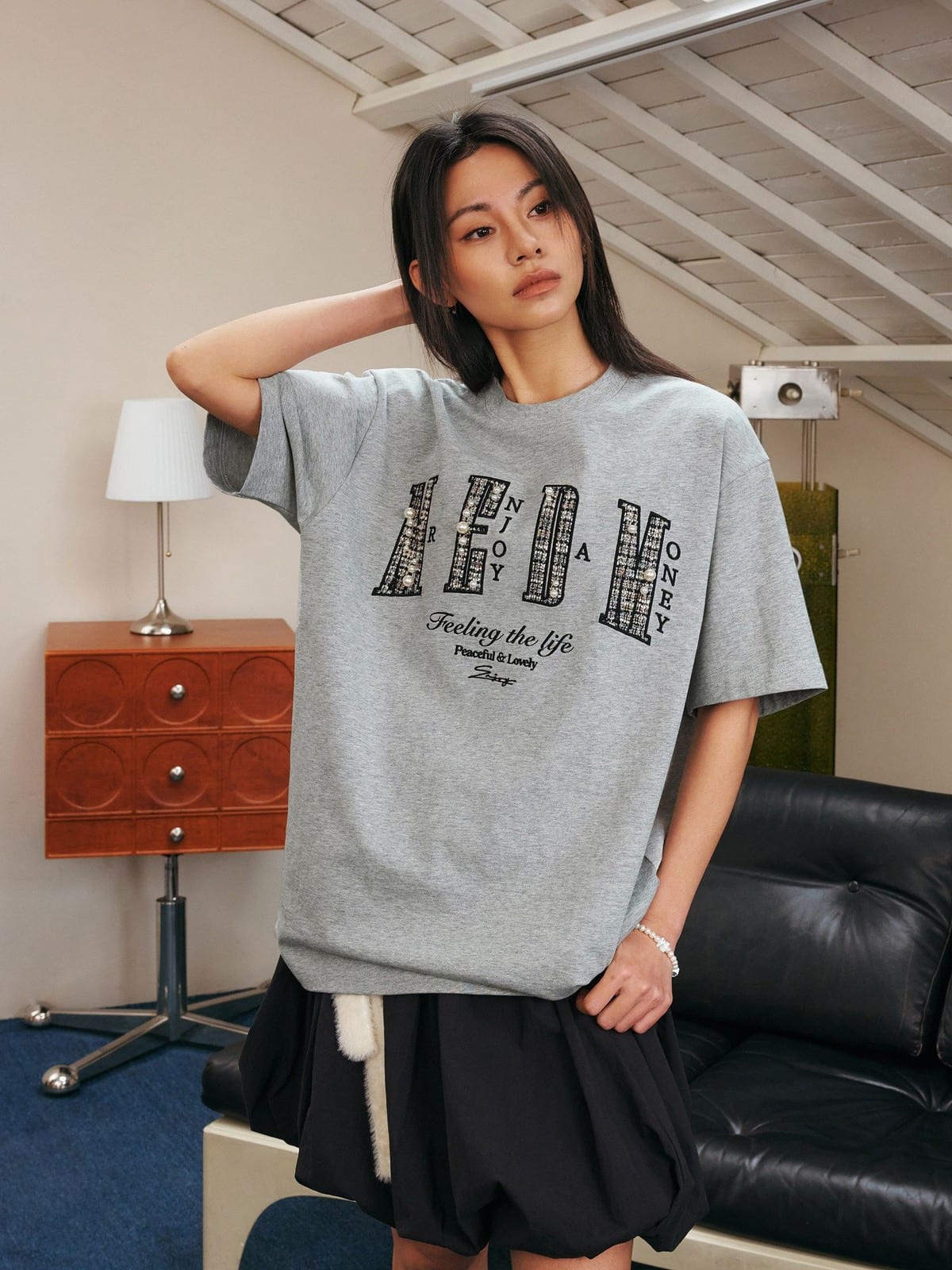 MEDM Pearl Embellished Letter Cotton T Shirt in Gray - On Female Model