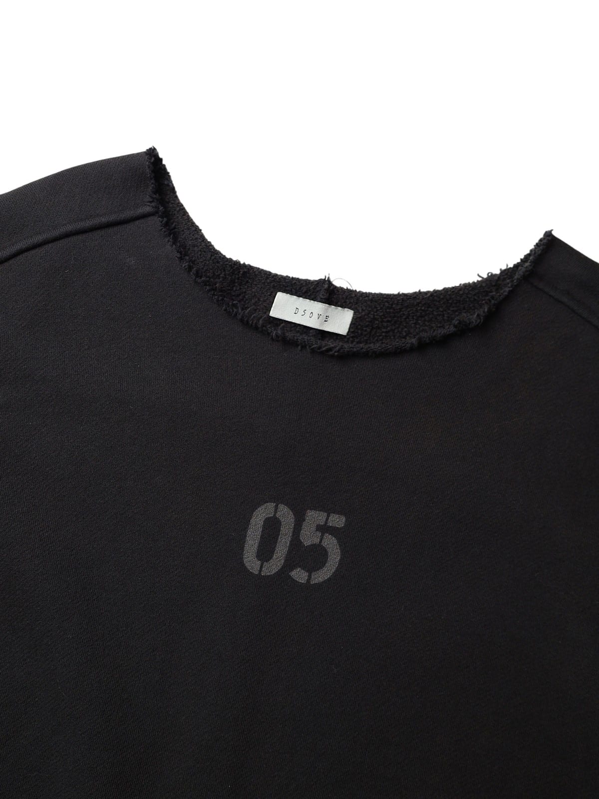 D5ove Heavyweight Boxy Cotton T Shirt in Black - Detail