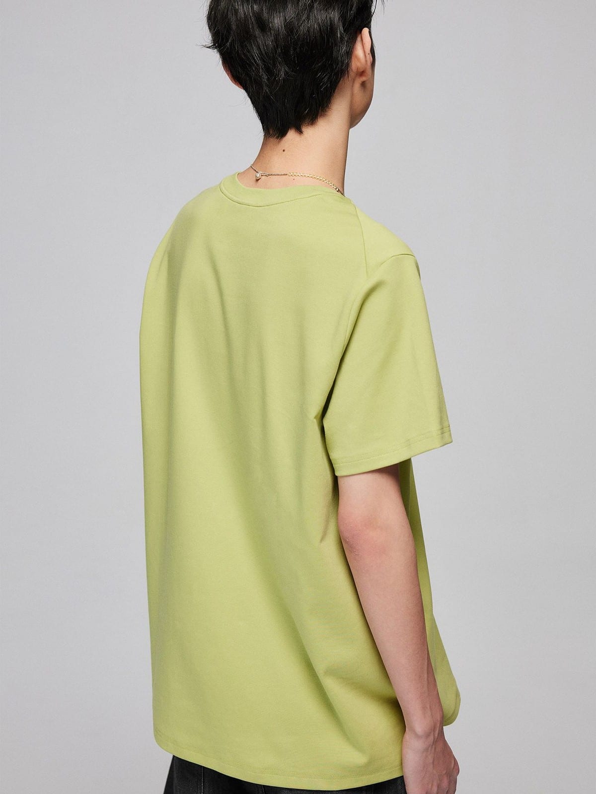 SIMPLE PROJECT Misaligned Seam Crewneck T Shirt in Green - On Model