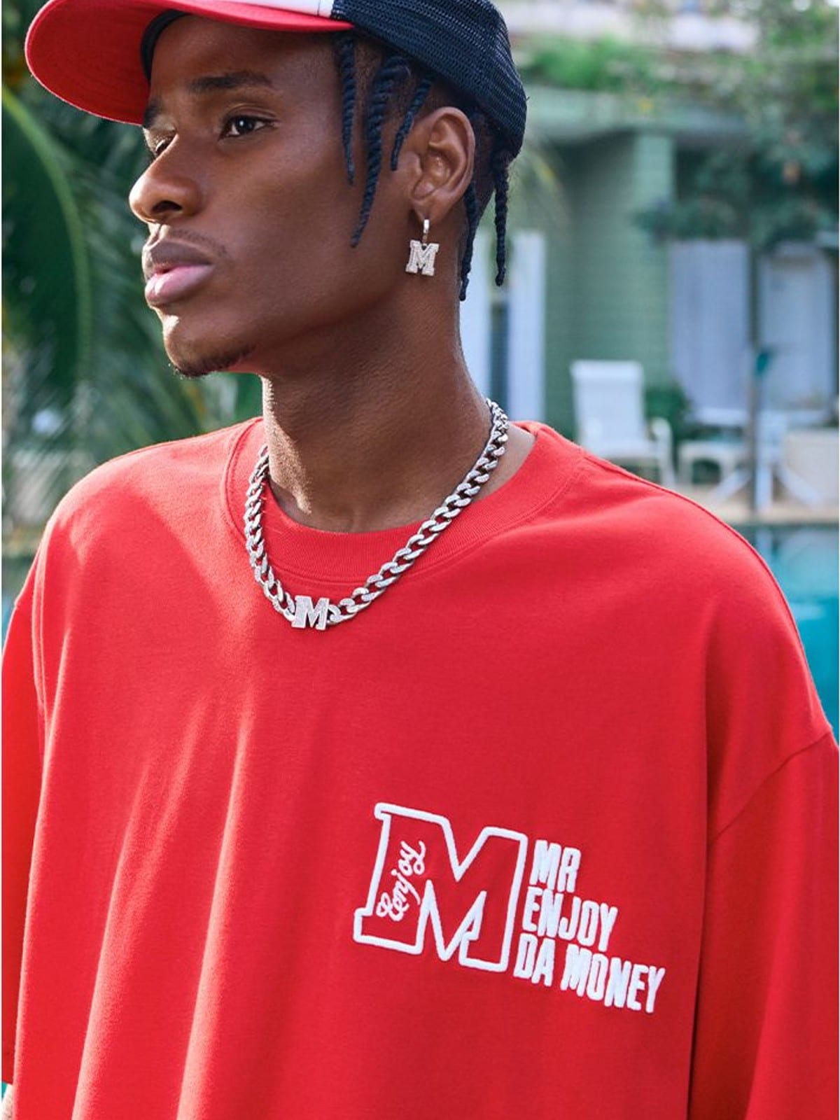 MEDM Half Sleeve Cotton Logo T Shirt in Red - On Male Model