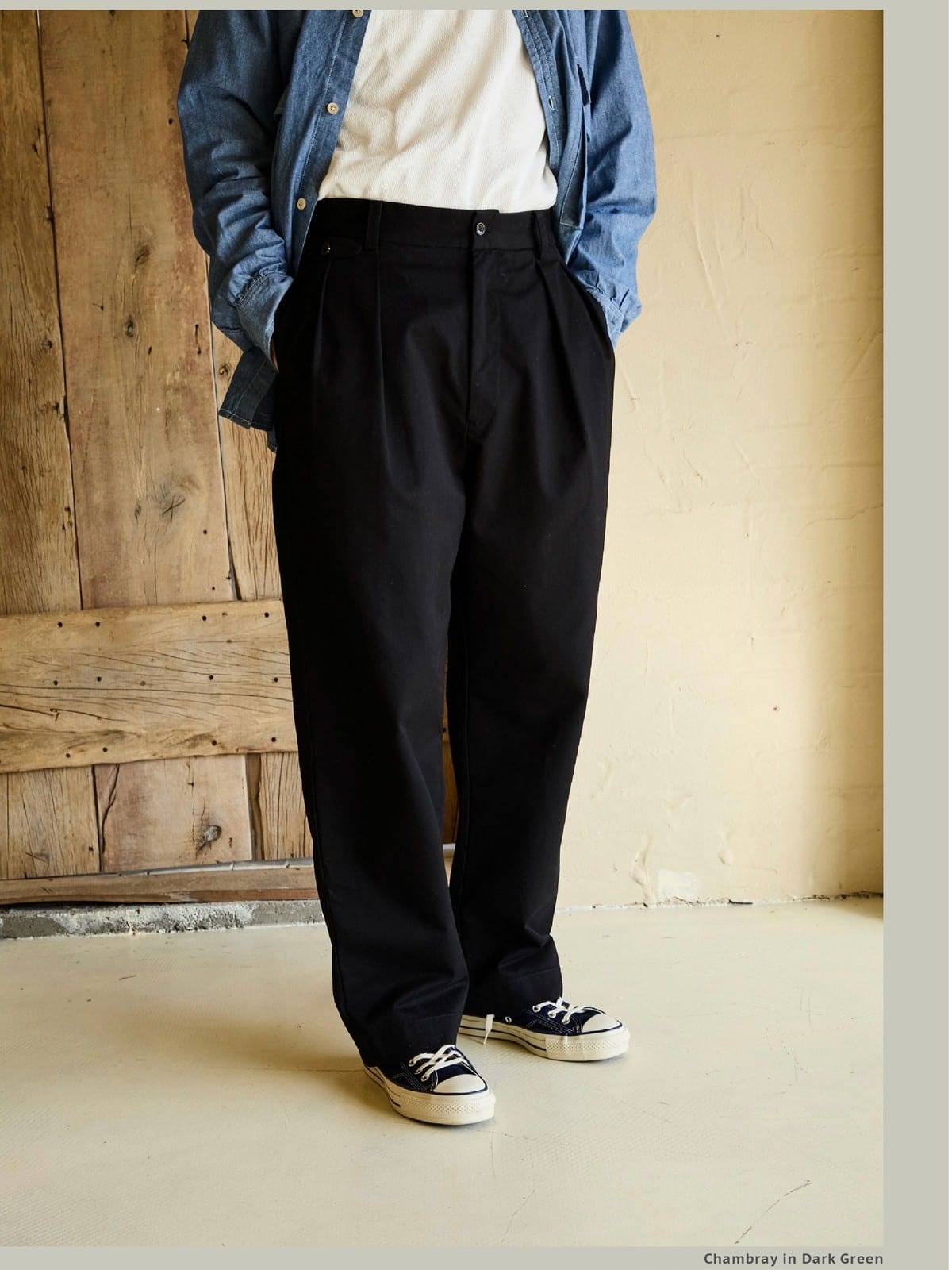 USAGE Pleated Cotton Twill Chinos in Black - On Model