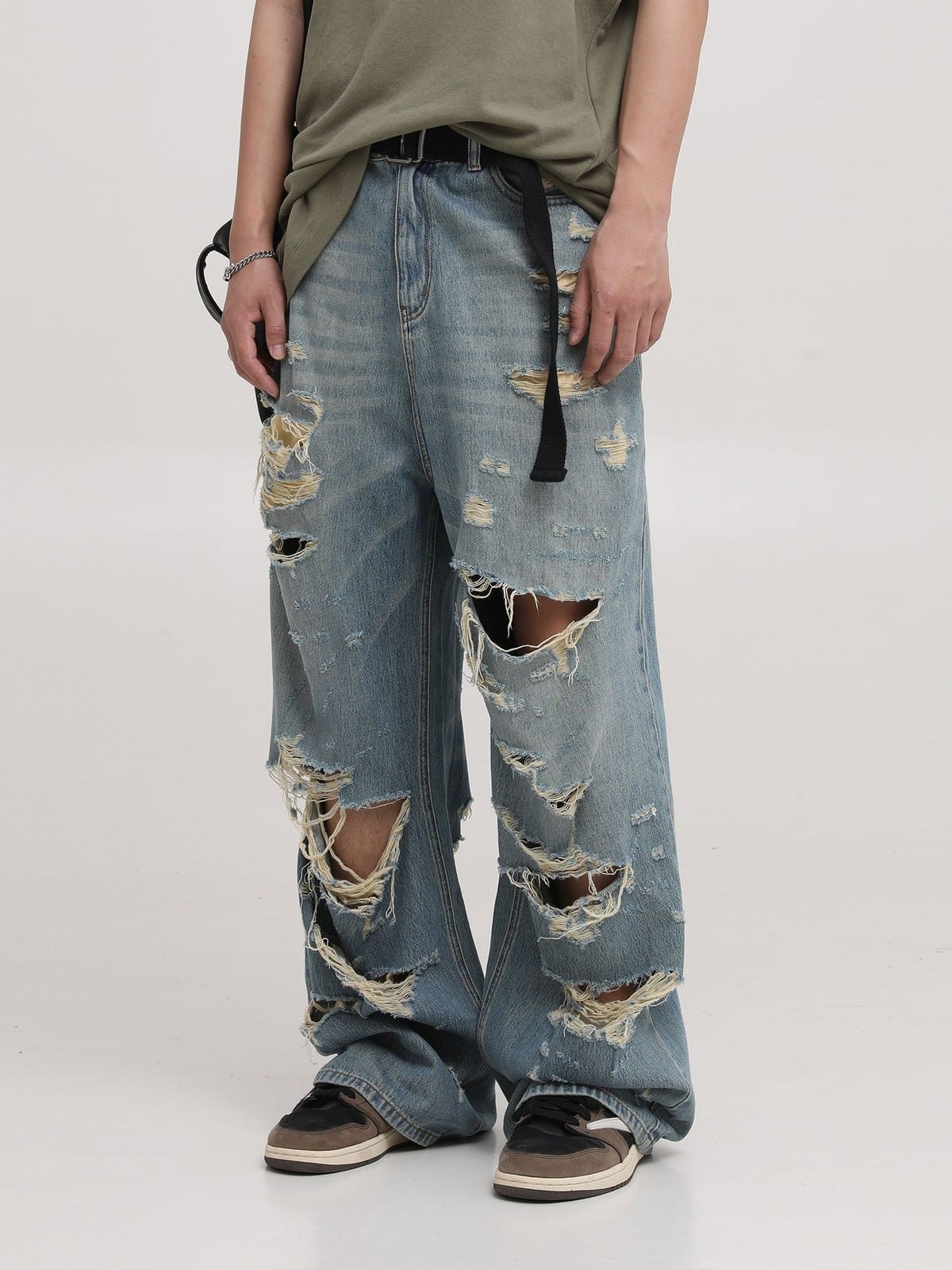 MASONPRINCE High Waisted Distressed Straight Leg Jeans in Blue - On Male Model