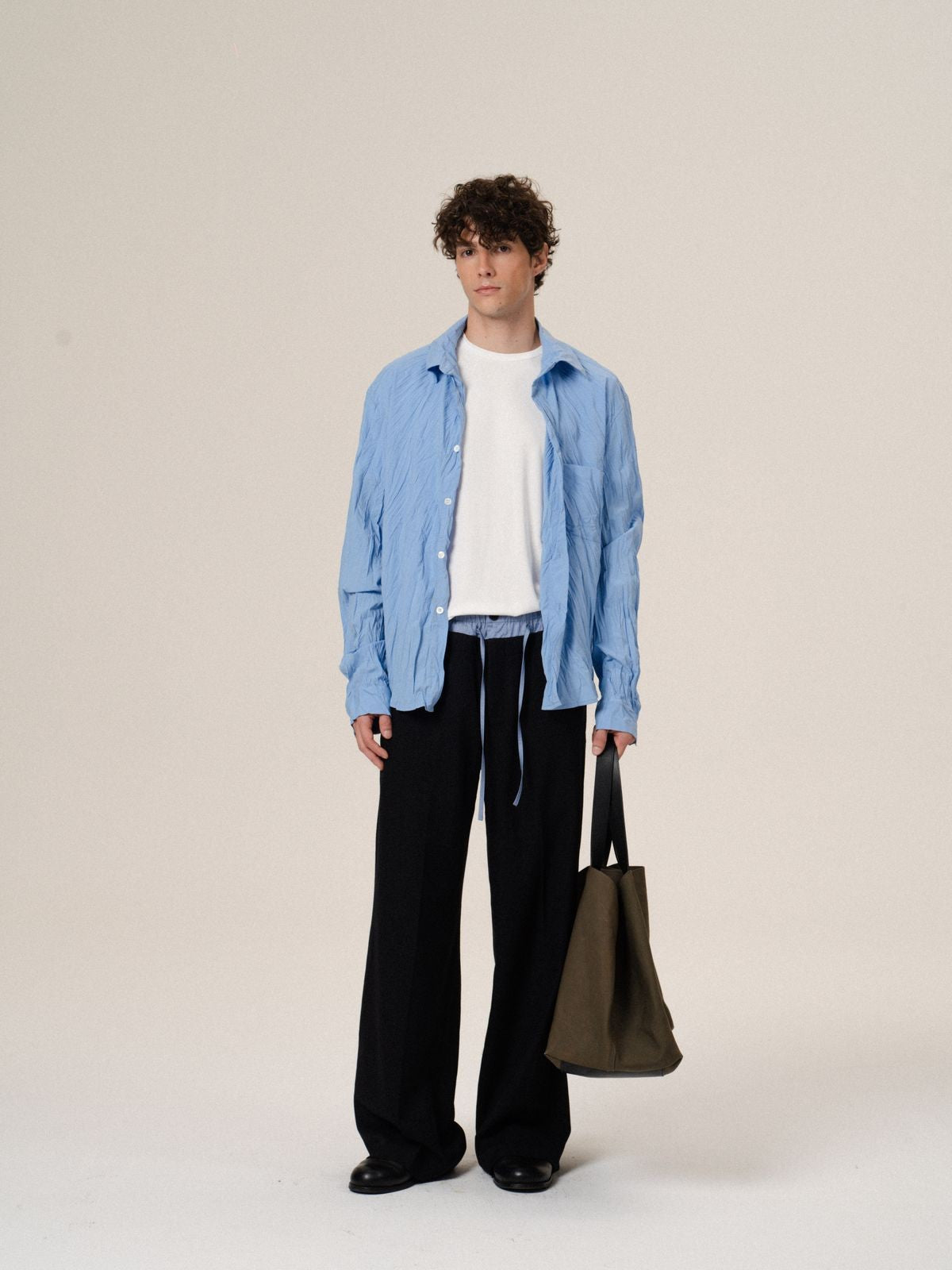 Retro 21 Pleated Bamboo Rayon Shirt in Blue - On Male Model