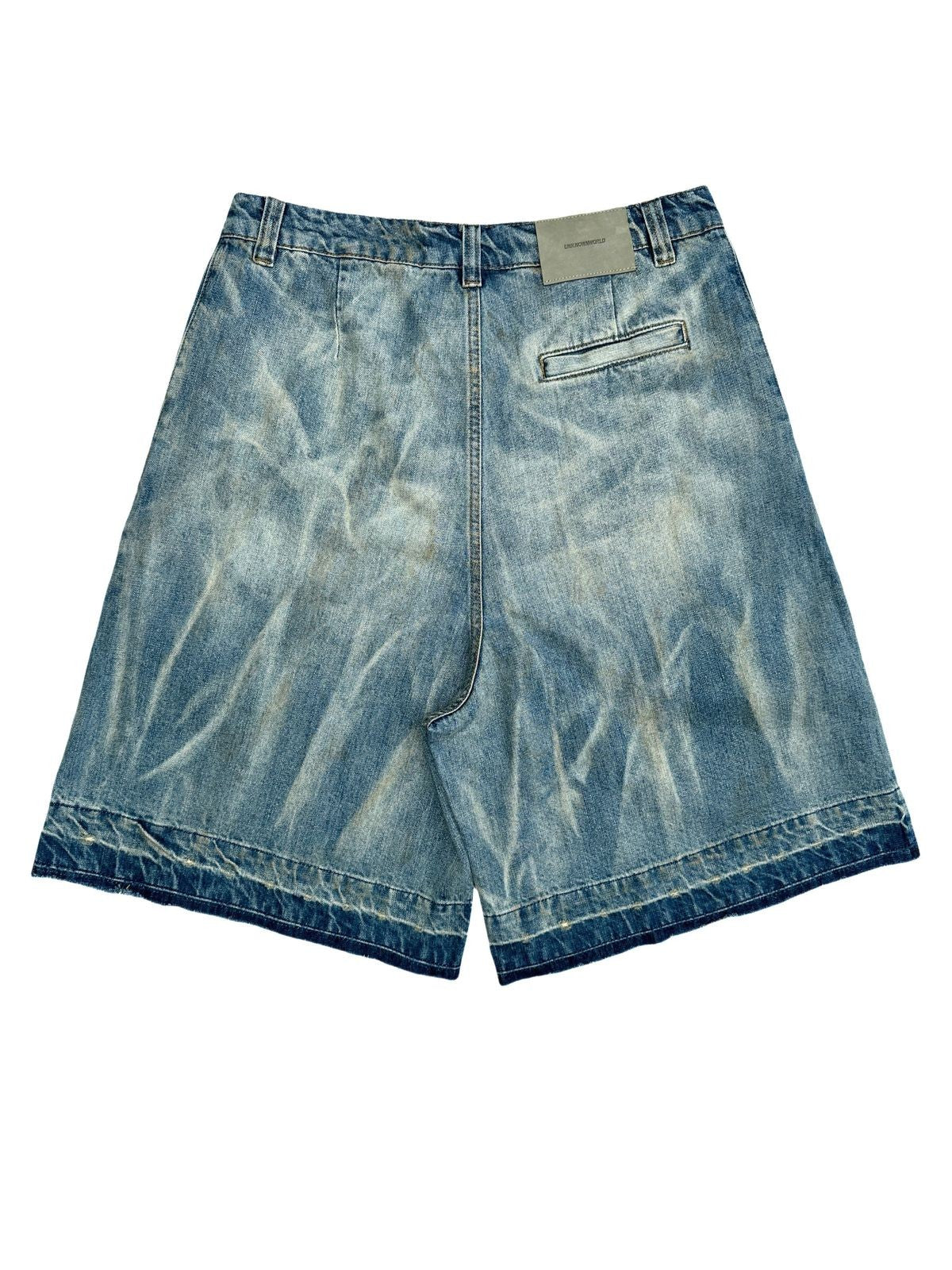 UNKNOWNWORLD Distressed Wash Baggy Shorts in Blue
