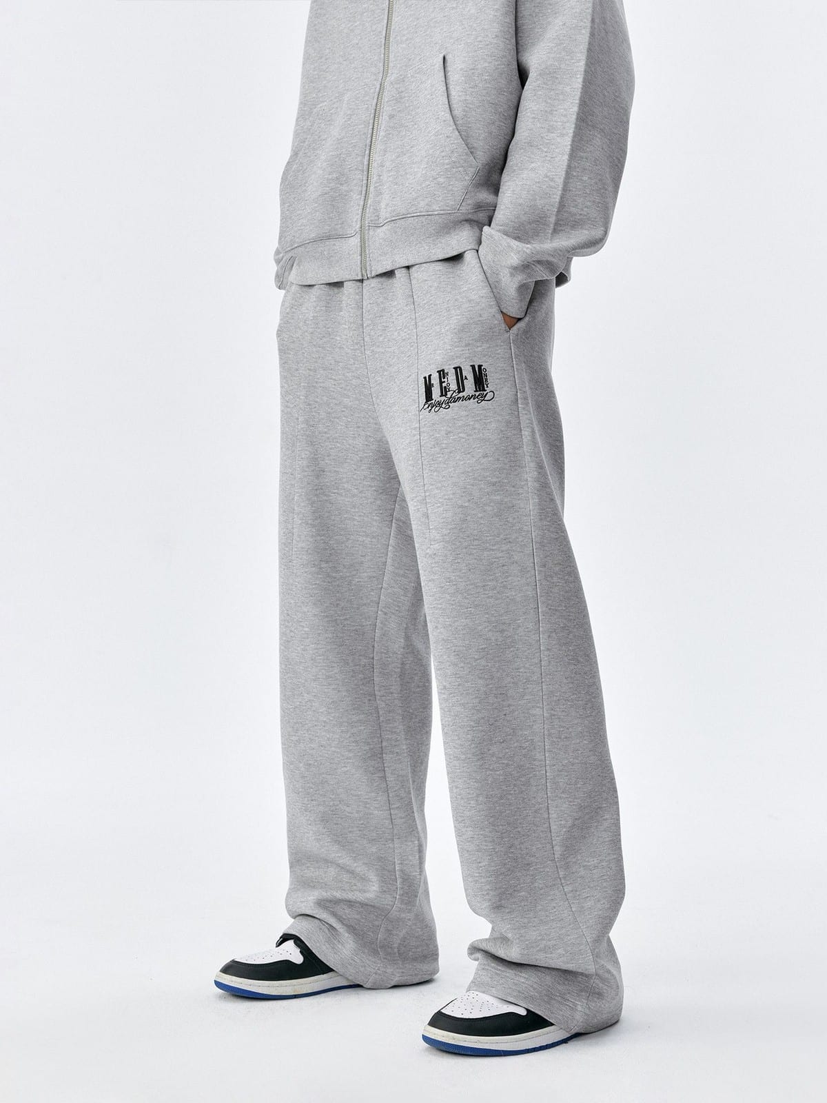 MEDM Cotton Blend Straight Leg Sweatpants in Gray - On Model