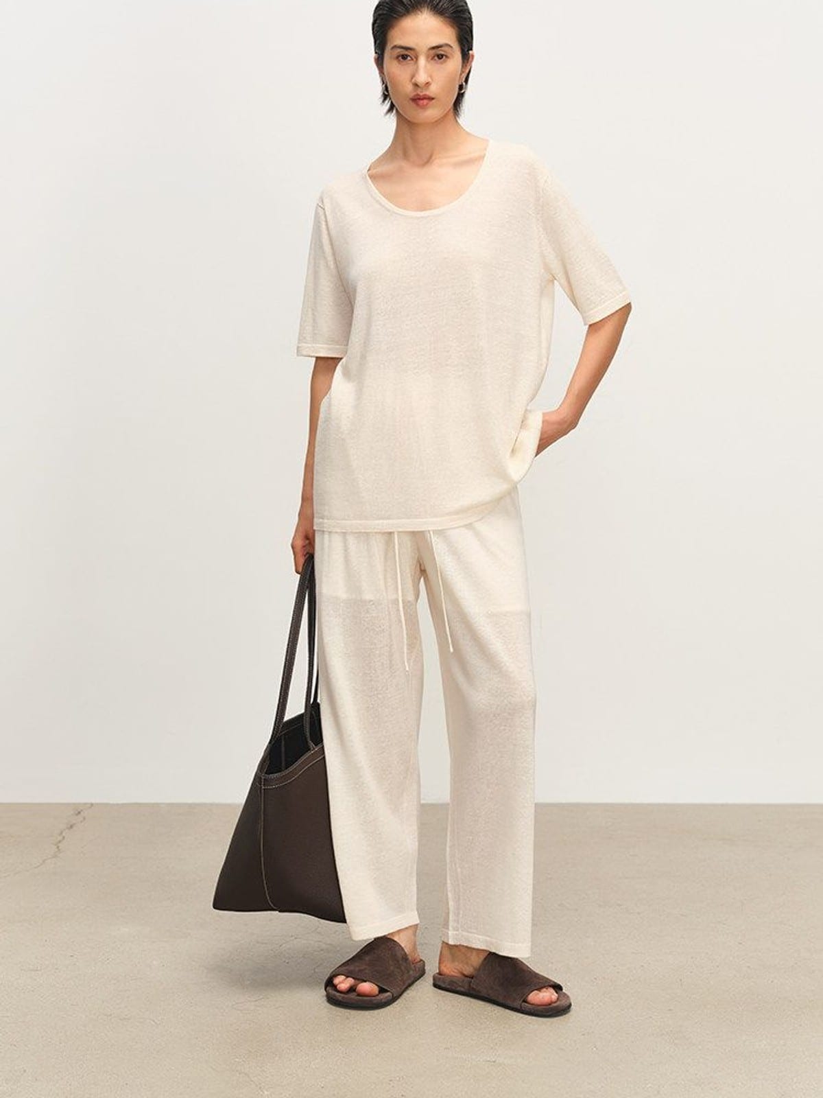 MSBEAST Wool Linen Top Cropped Pants Set in White - On Female Model